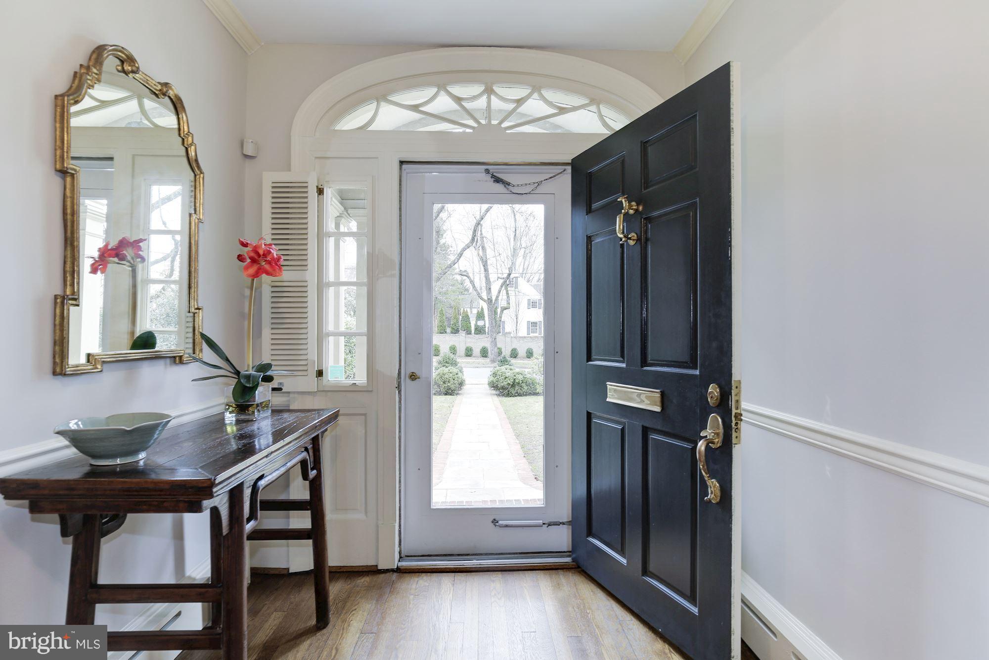 CHEVY CHASE VILLAGE - Residential