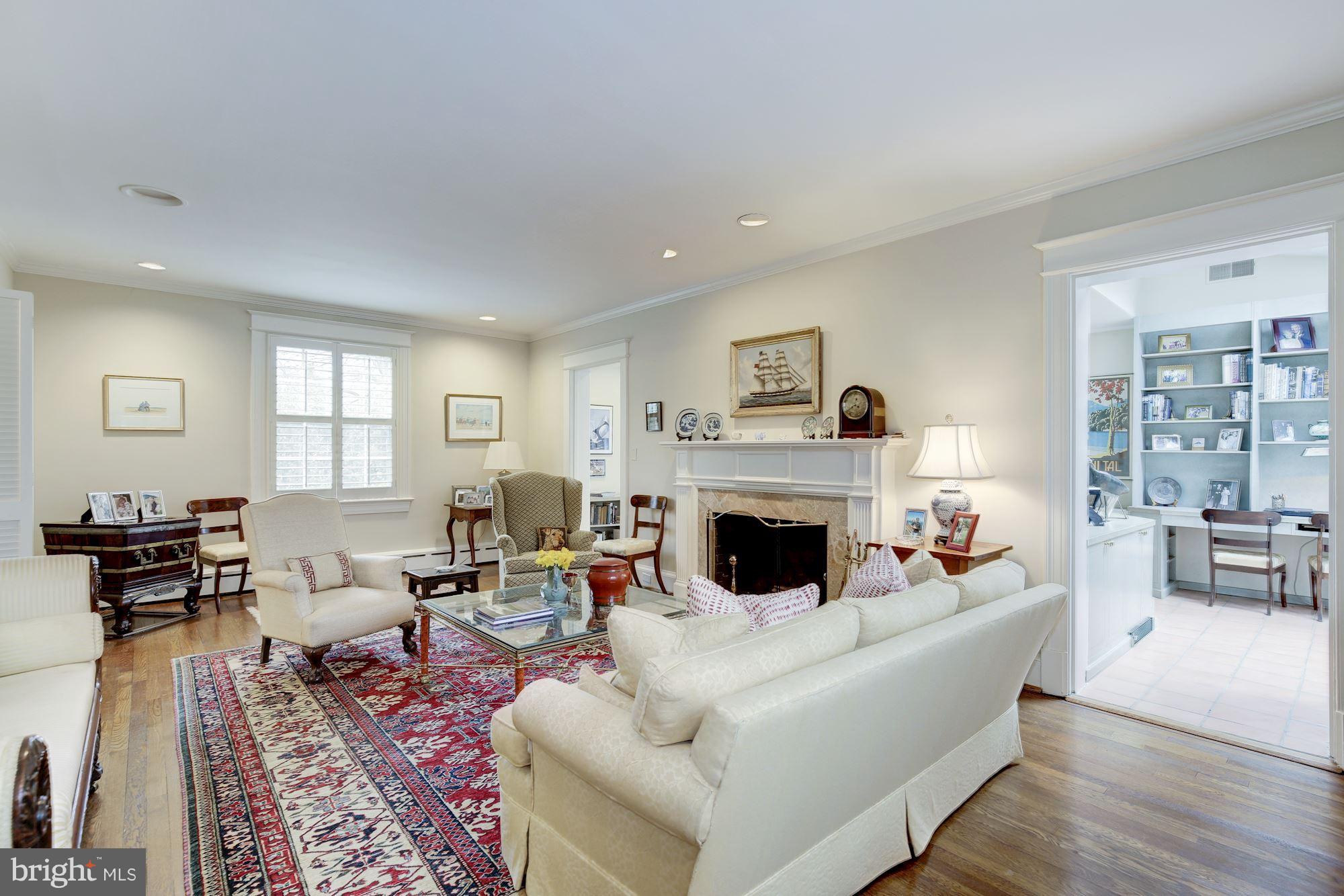 CHEVY CHASE VILLAGE - Residential