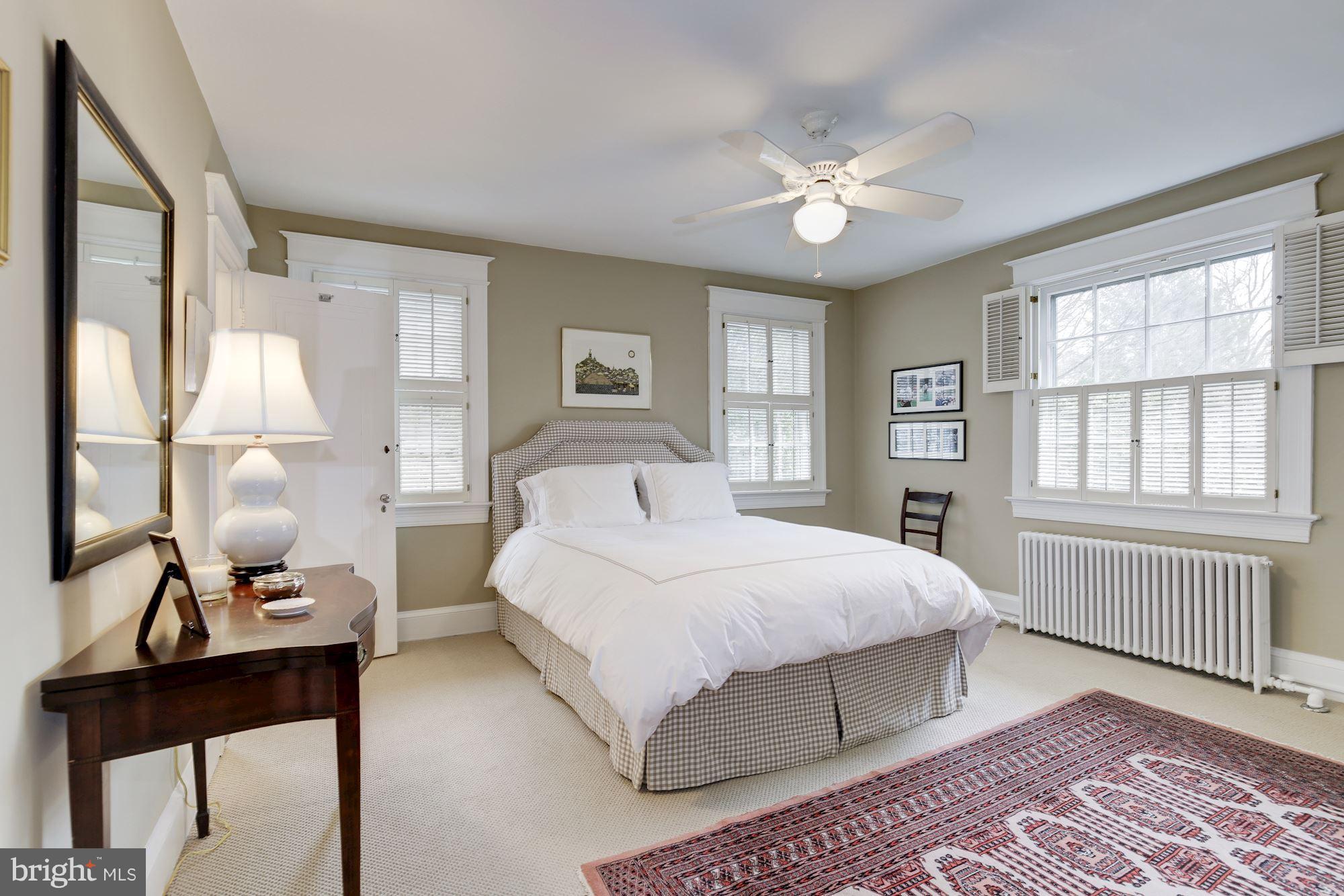 CHEVY CHASE VILLAGE - Residential