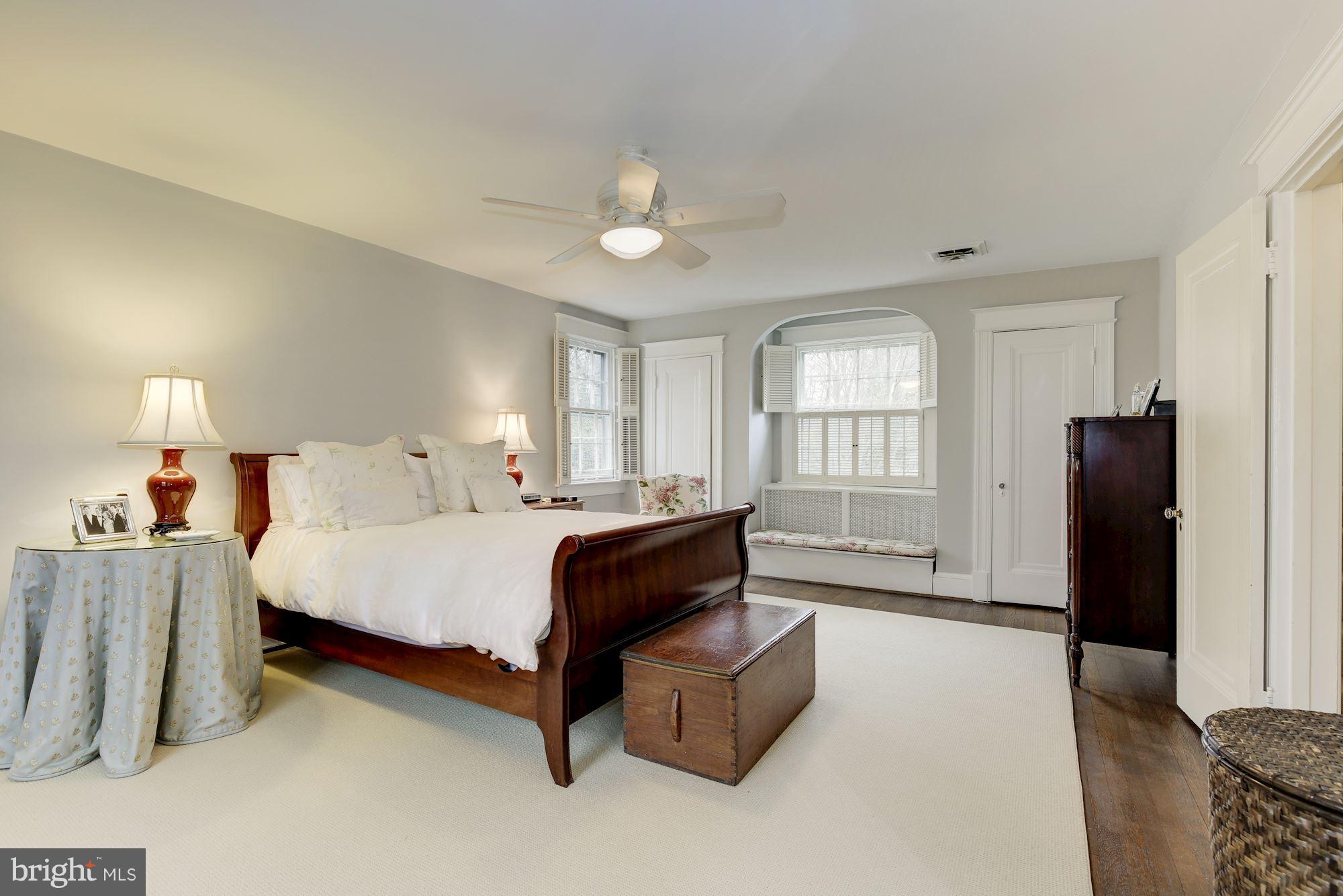 CHEVY CHASE VILLAGE - Residential