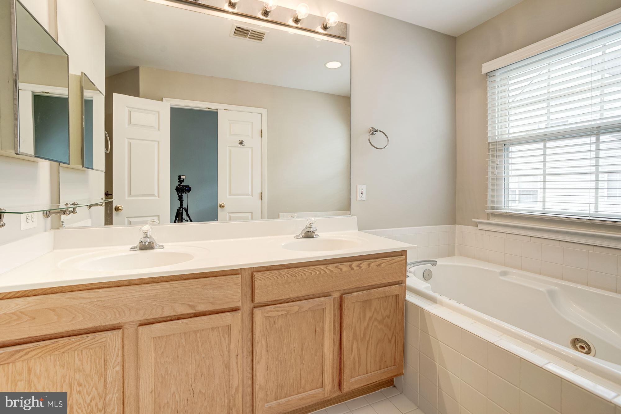 CAMERON STATION - Residential Lease