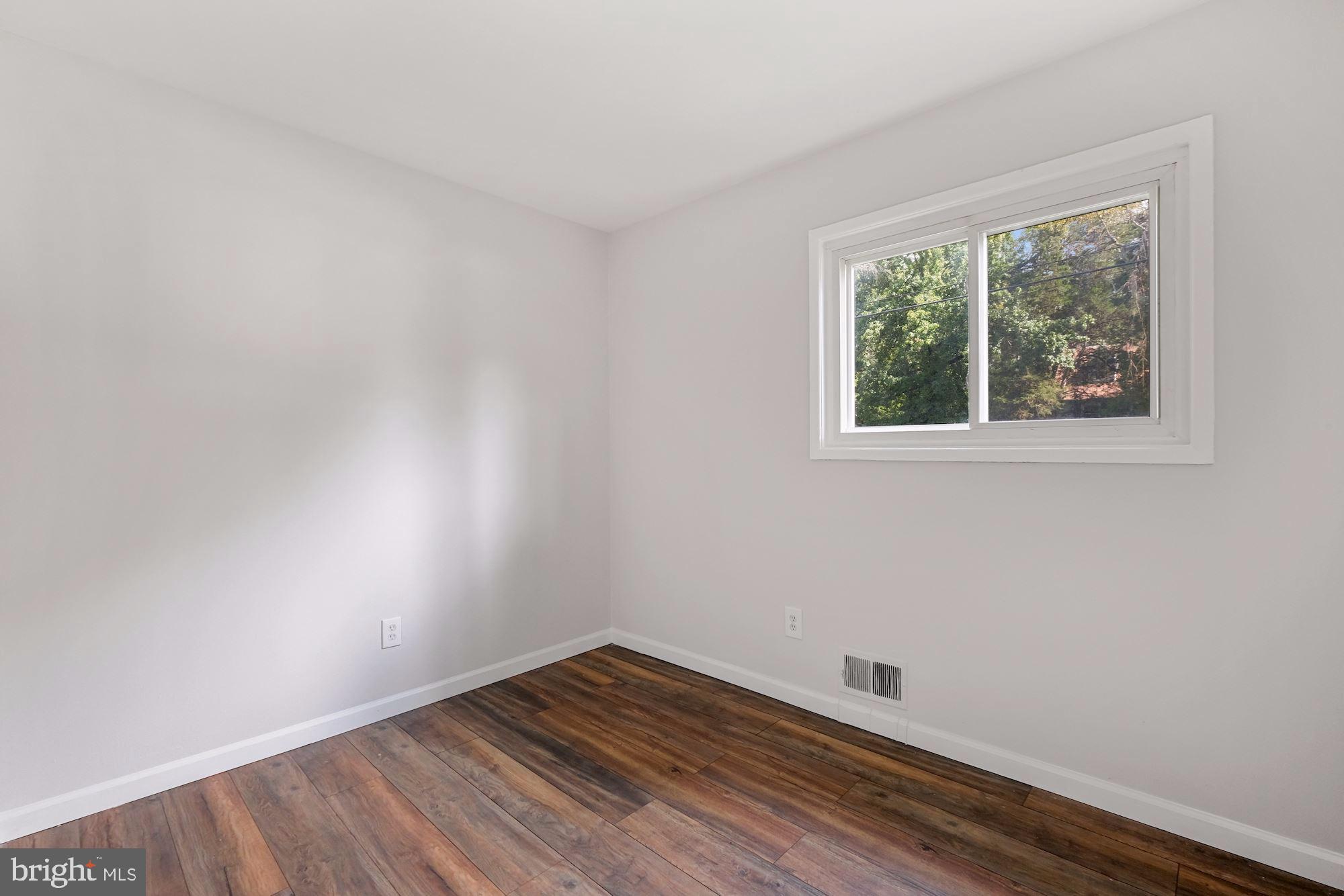 BERWYN HEIGHTS - Residential