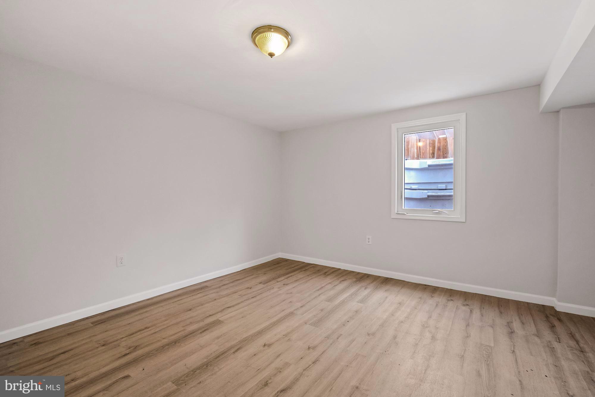 BERWYN HEIGHTS - Residential