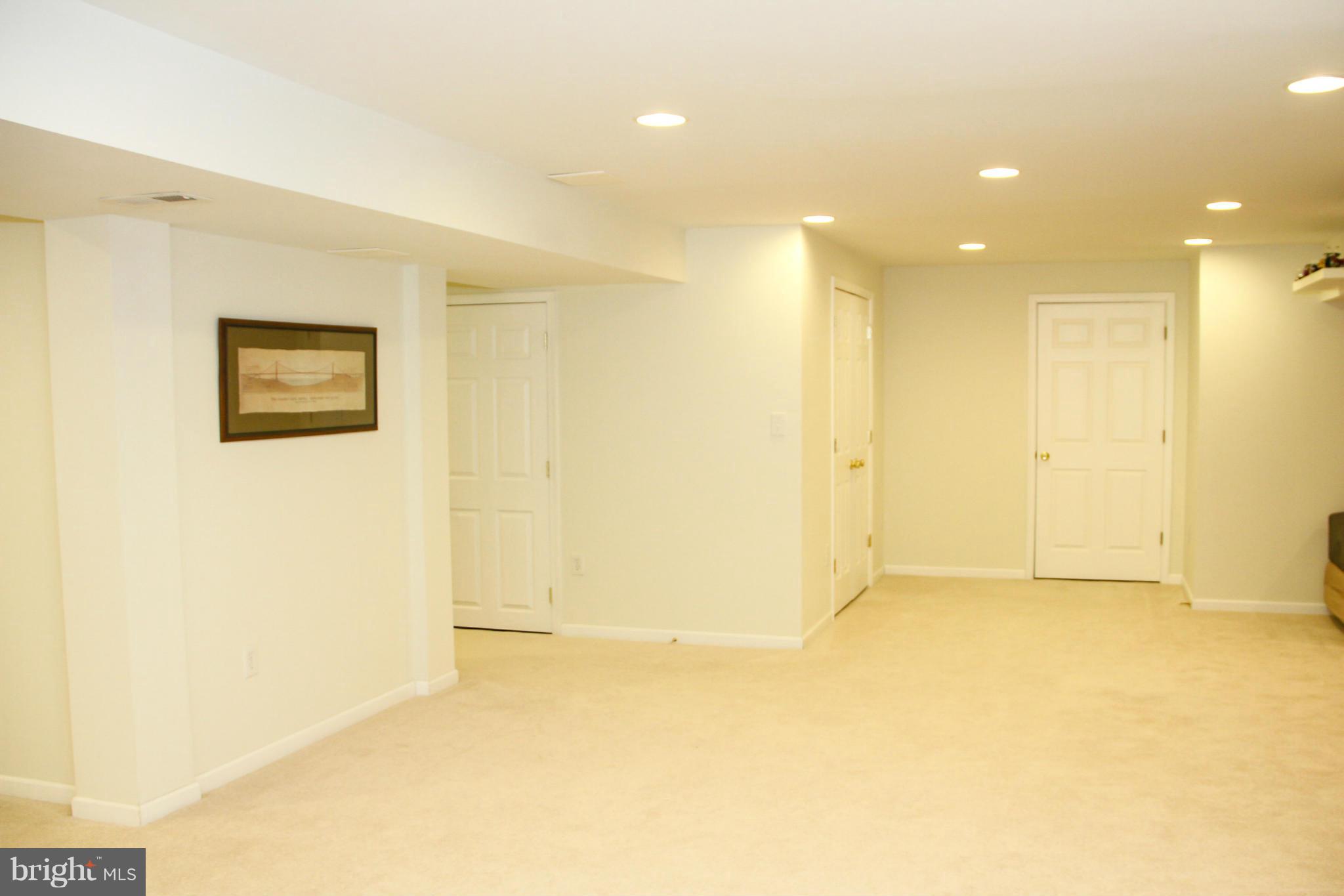 SPRUCE HILL ESTATES - Residential