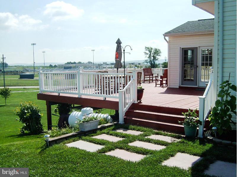 SPRUCE HILL ESTATES - Residential