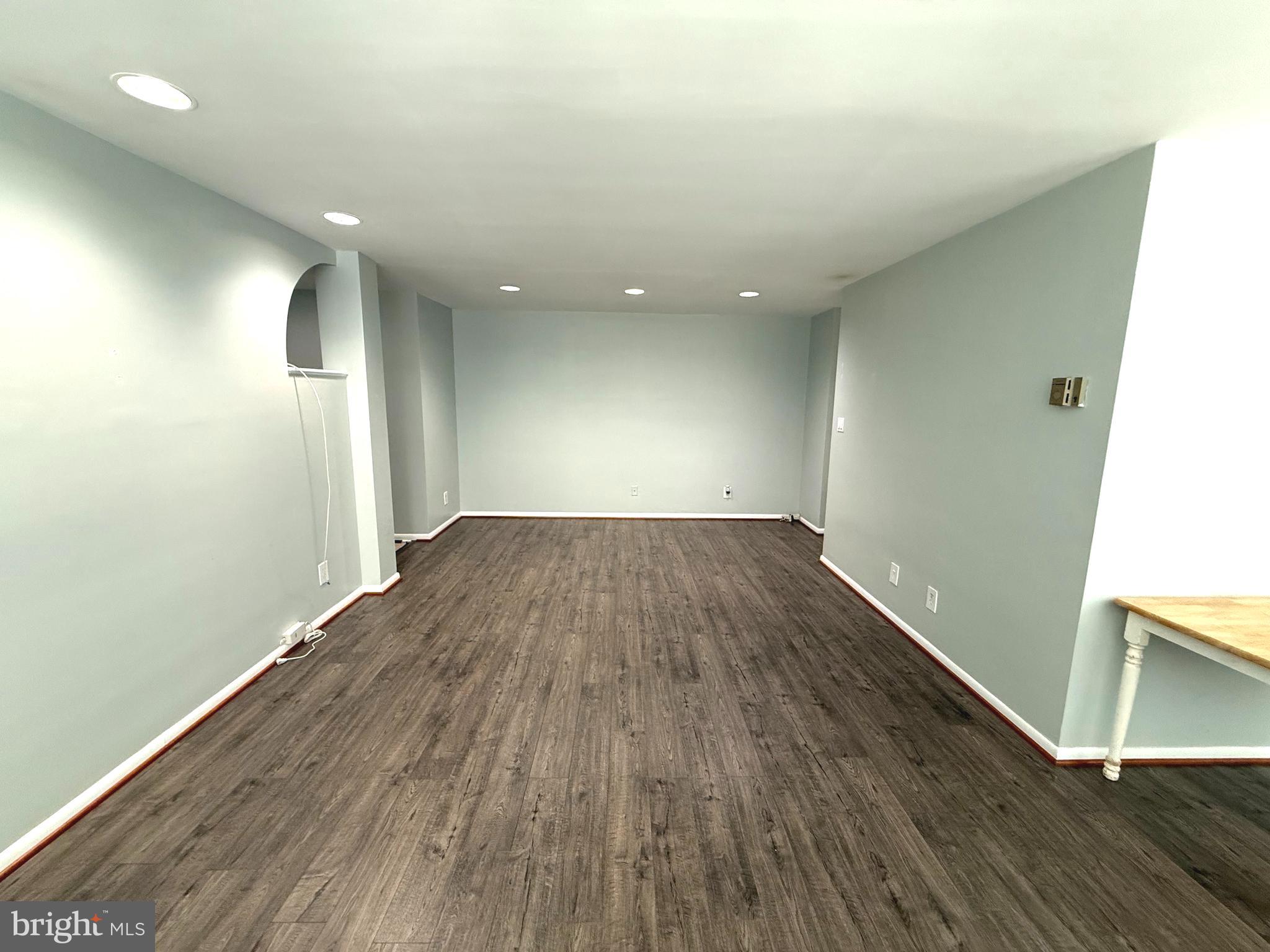 MADISON CONDOMINIUM - Residential