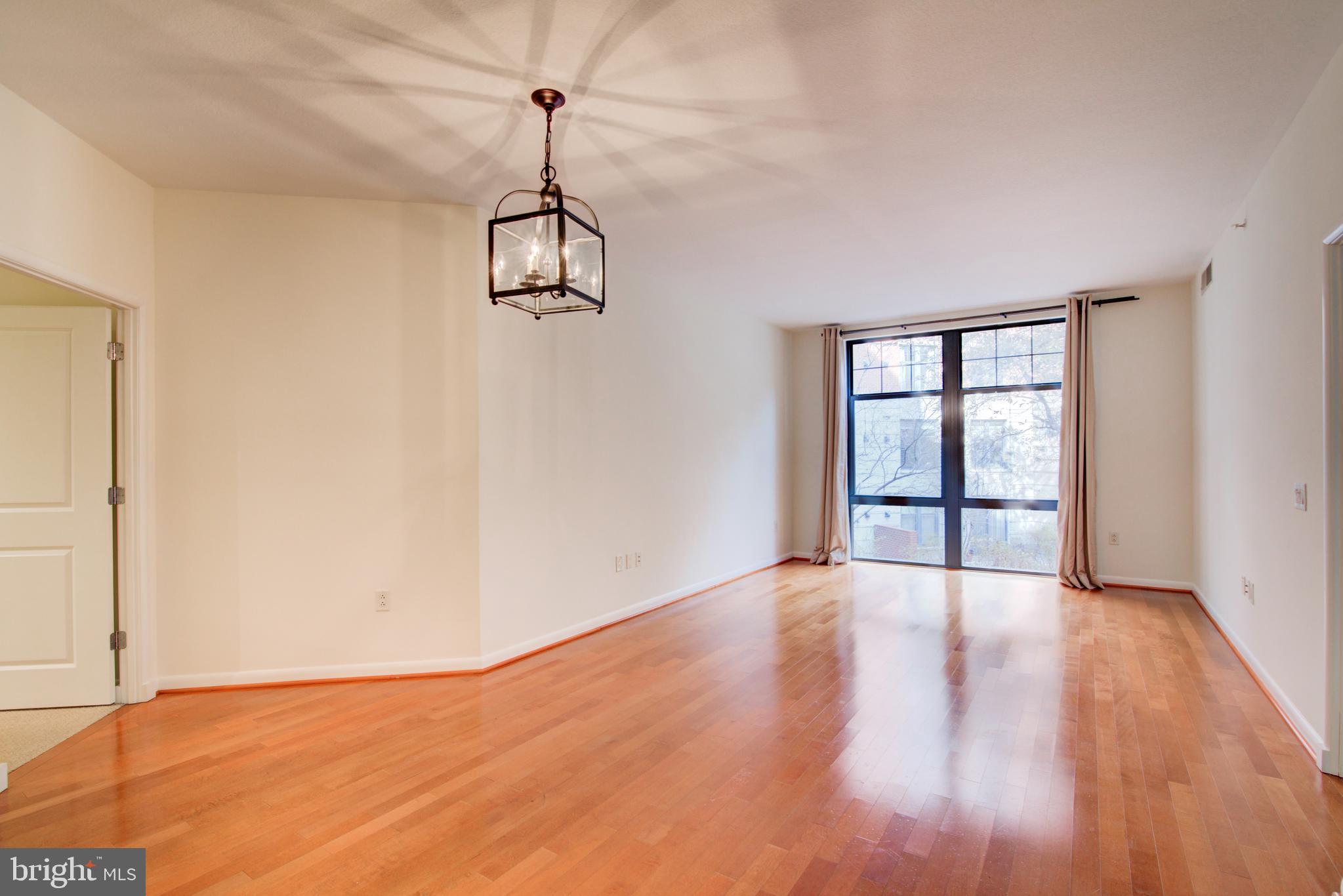 1021 N GARFIELD STREET 132