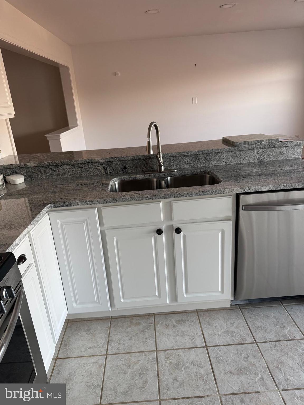 TOWNES AT CROSS CREEK - Residential