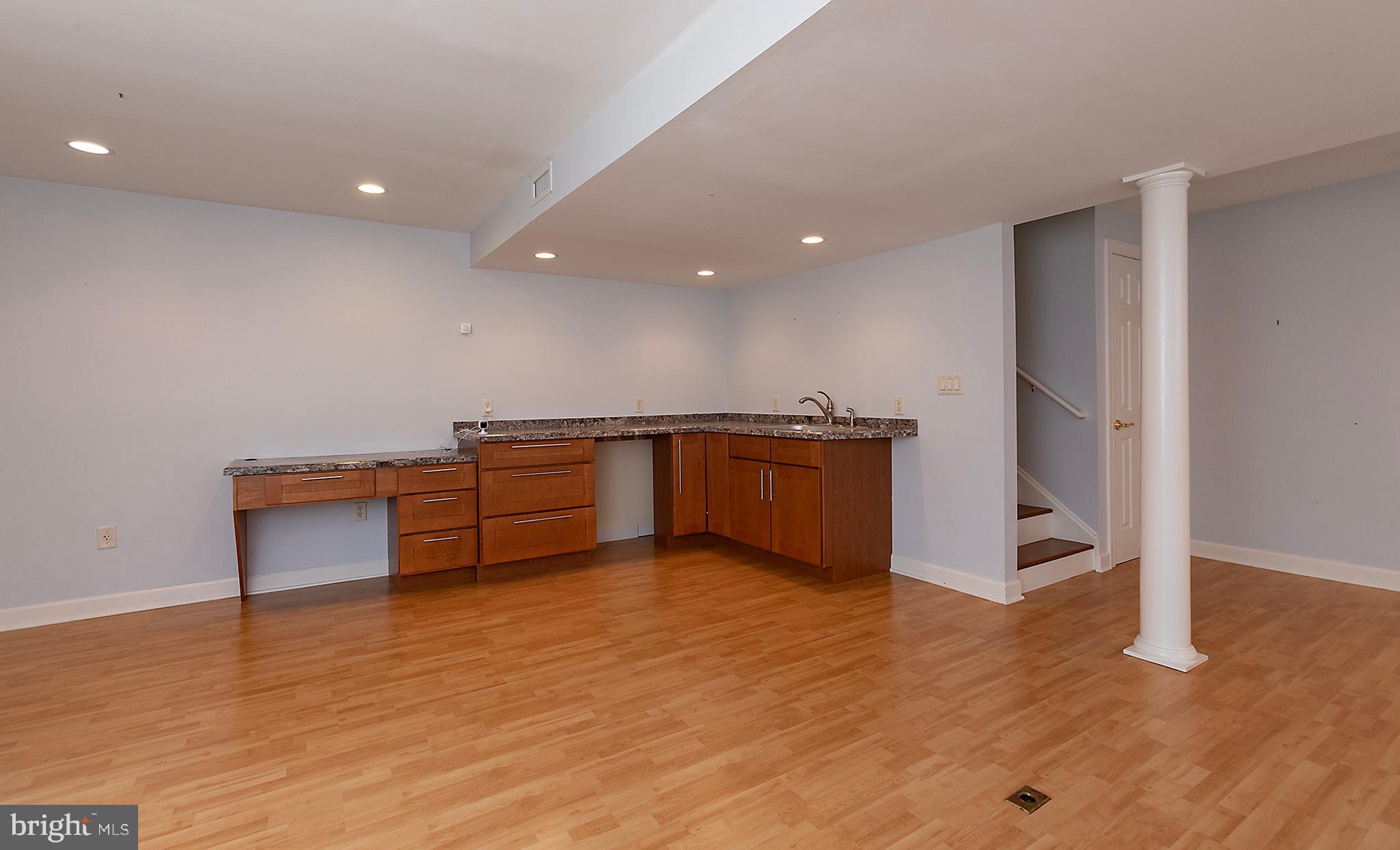 TOWNES AT CROSS CREEK - Residential