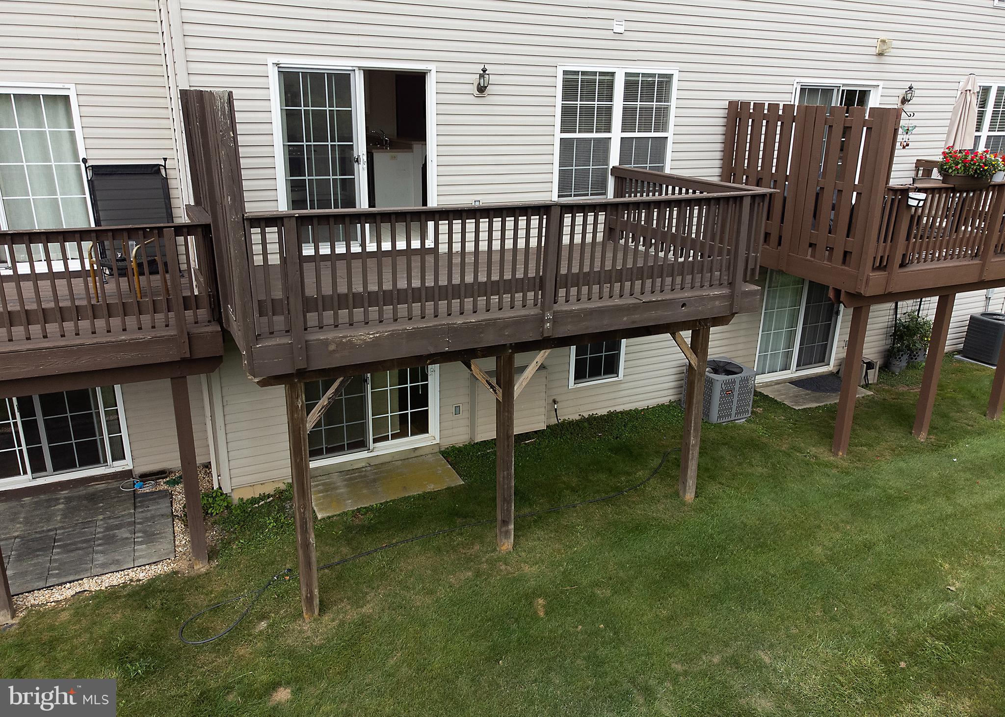 TOWNES AT CROSS CREEK - Residential