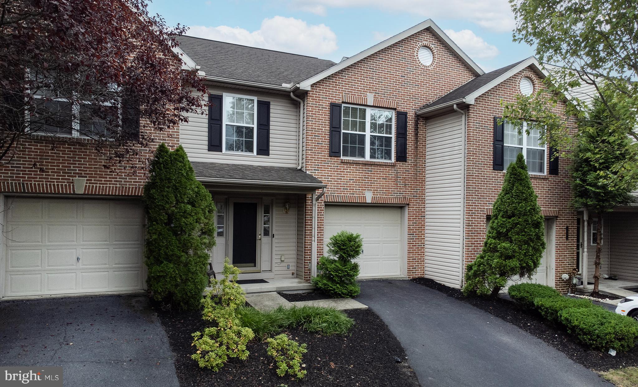 TOWNES AT CROSS CREEK - Residential