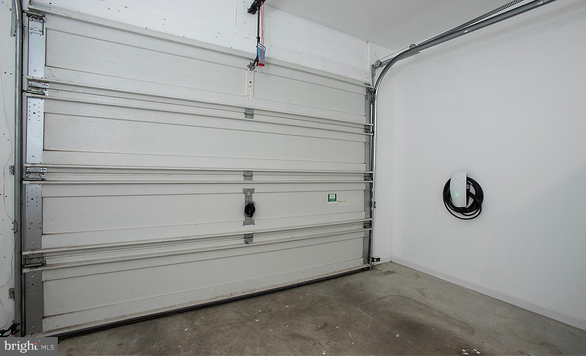 TOWNES AT CROSS CREEK - Residential