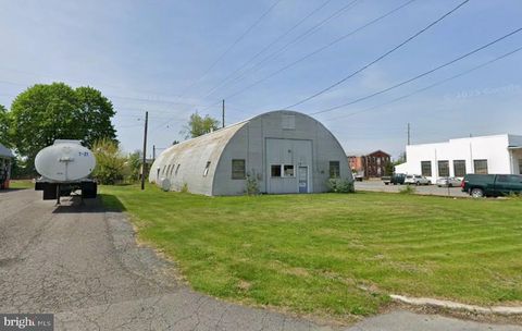 Photo of 49 S Maple Street, KUTZTOWN, PA 19530 (MLS # PABK2068816)