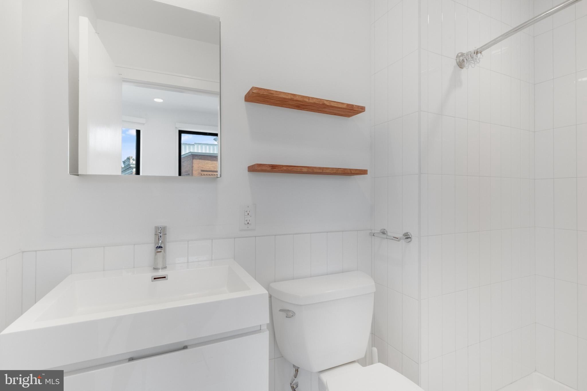 FISHTOWN - Residential Lease