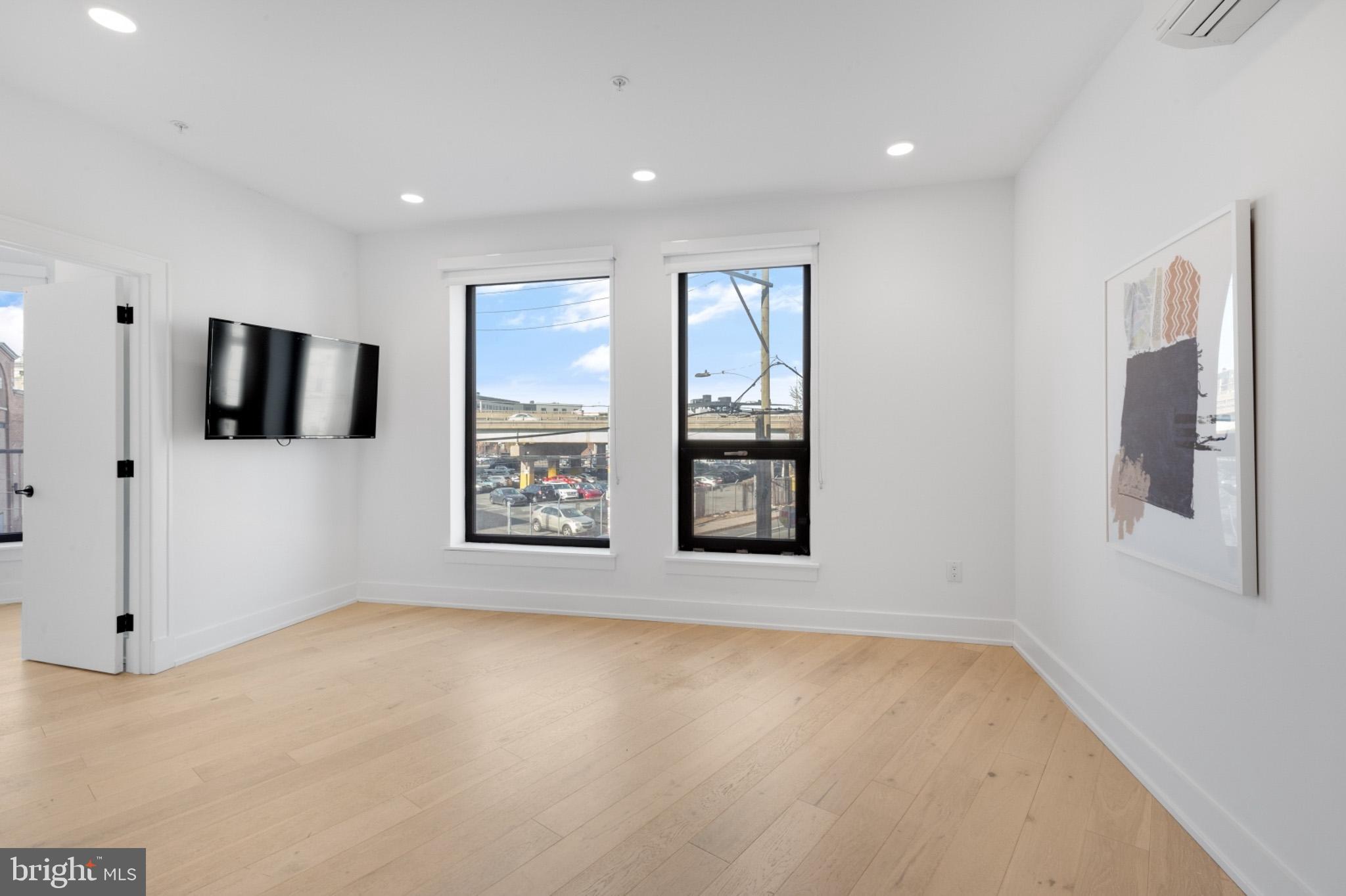 FISHTOWN - Residential Lease