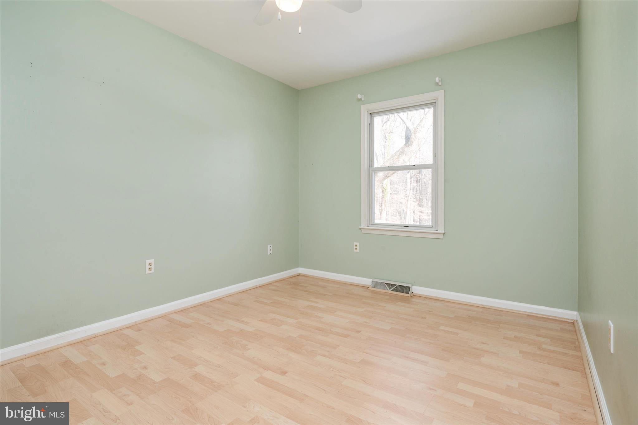 NORTH CHESAPEAKE BEACH - Residential