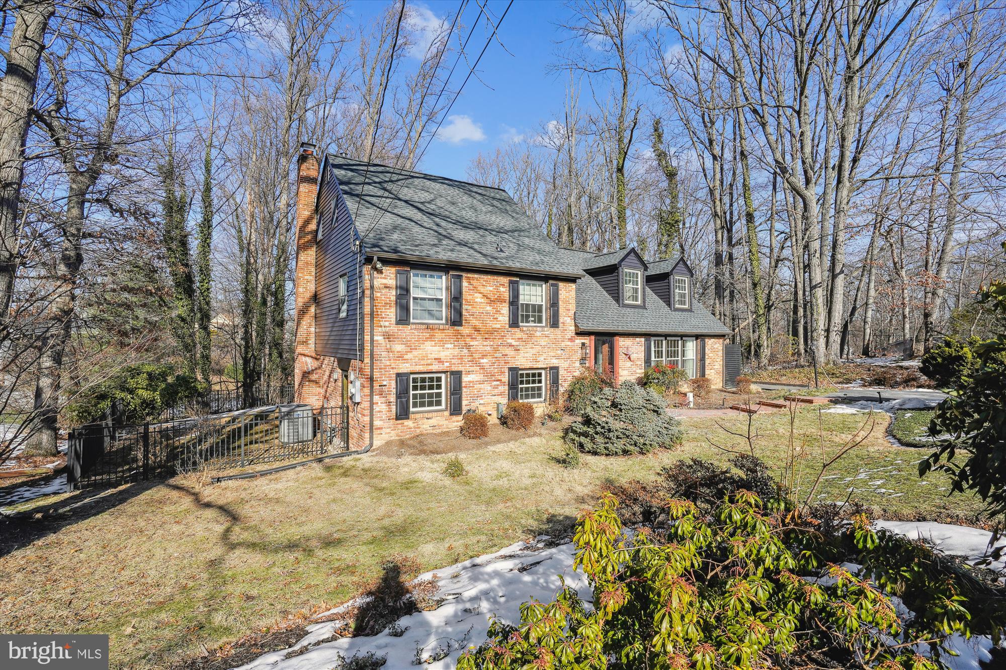 9538 HELENWOOD DRIVE