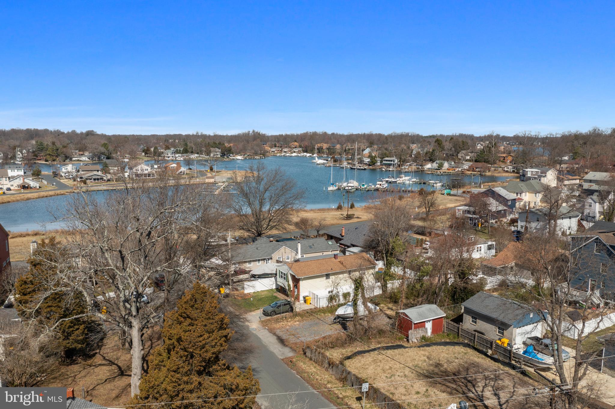 WOODLAND BEACH - Land