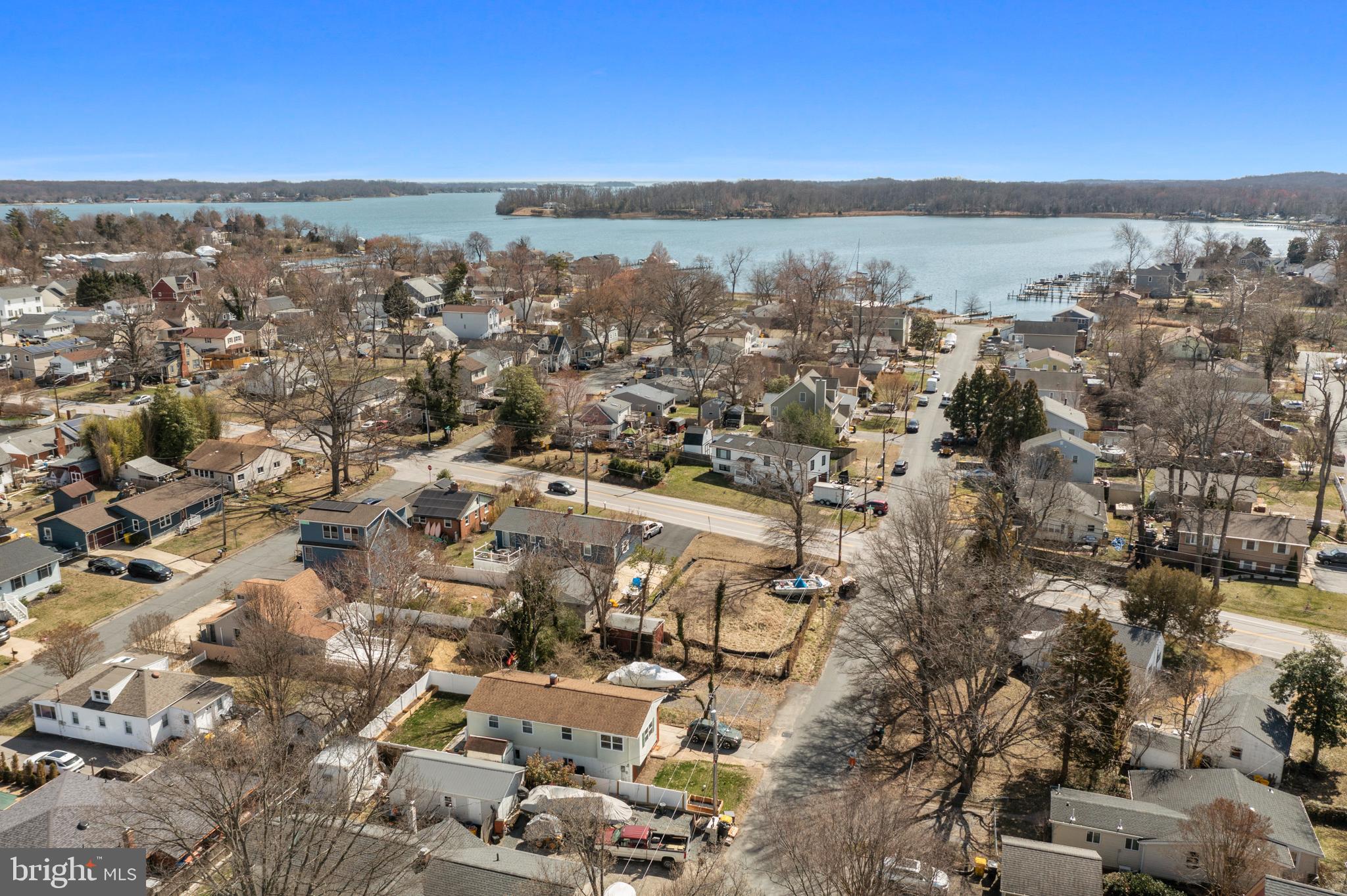 WOODLAND BEACH - Land