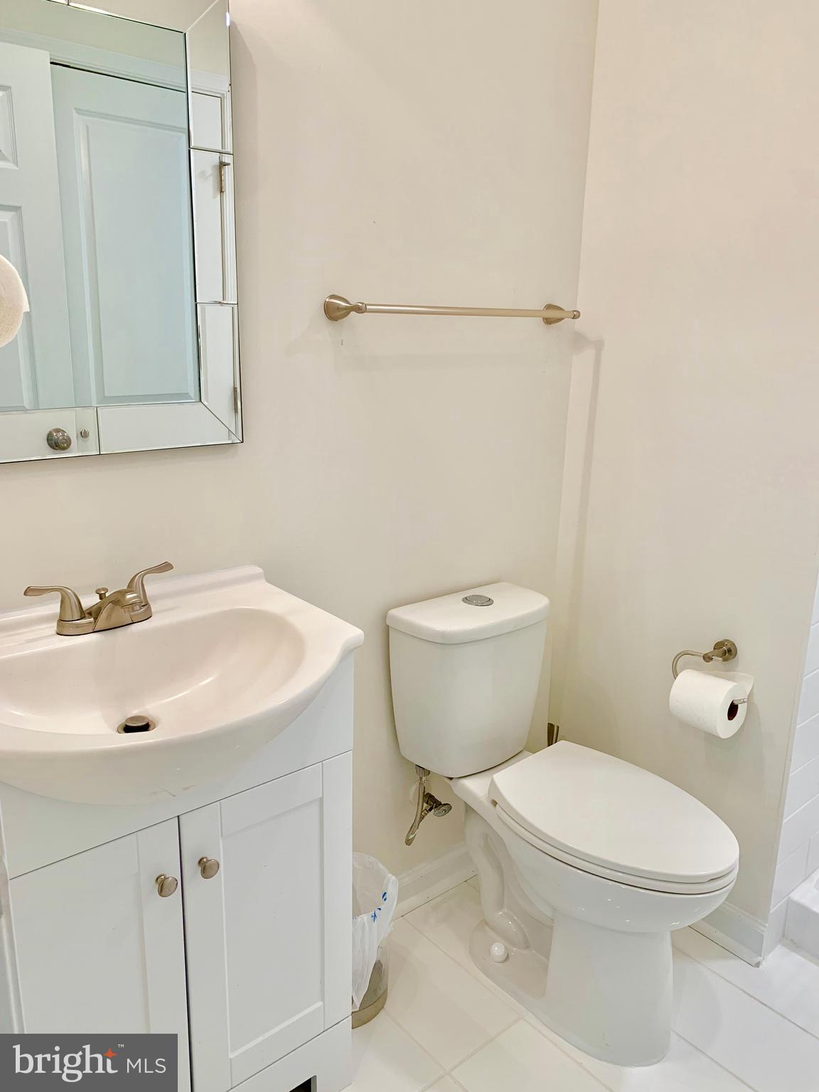 SOUTH RIDING - Residential Lease