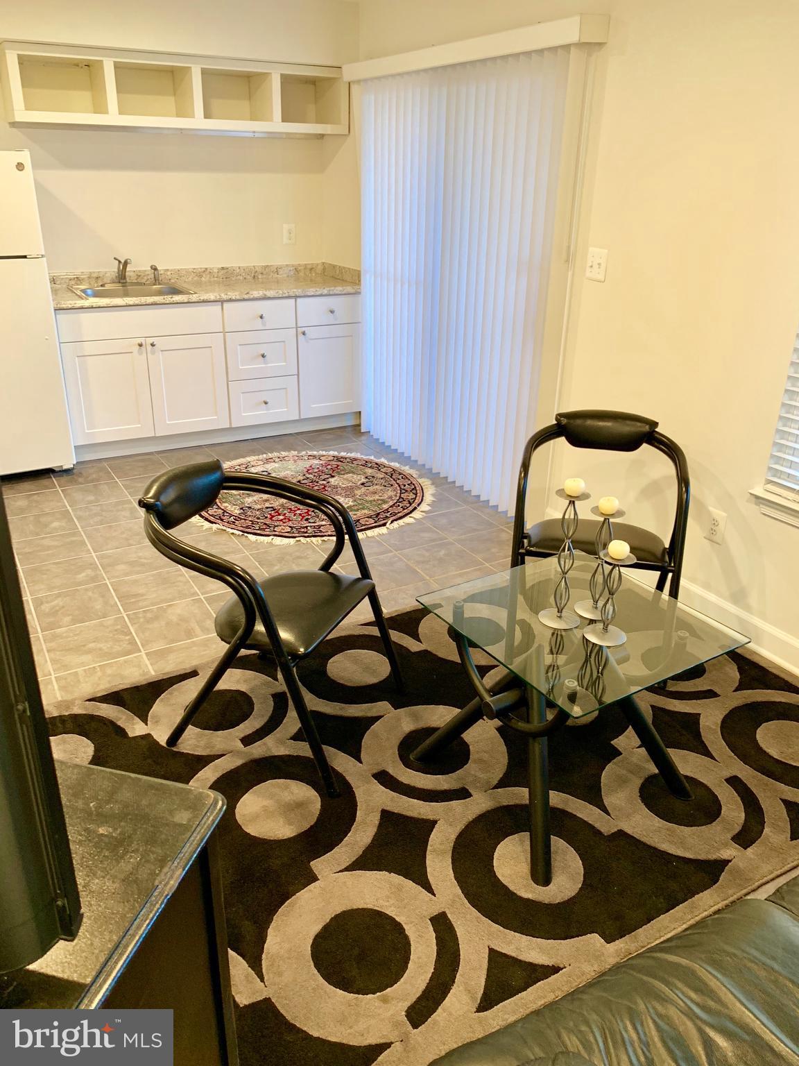 SOUTH RIDING - Residential Lease