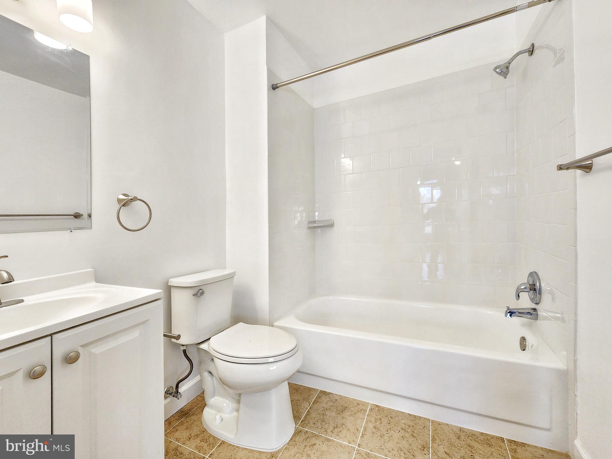 JEFFERSON MEWS - Residential