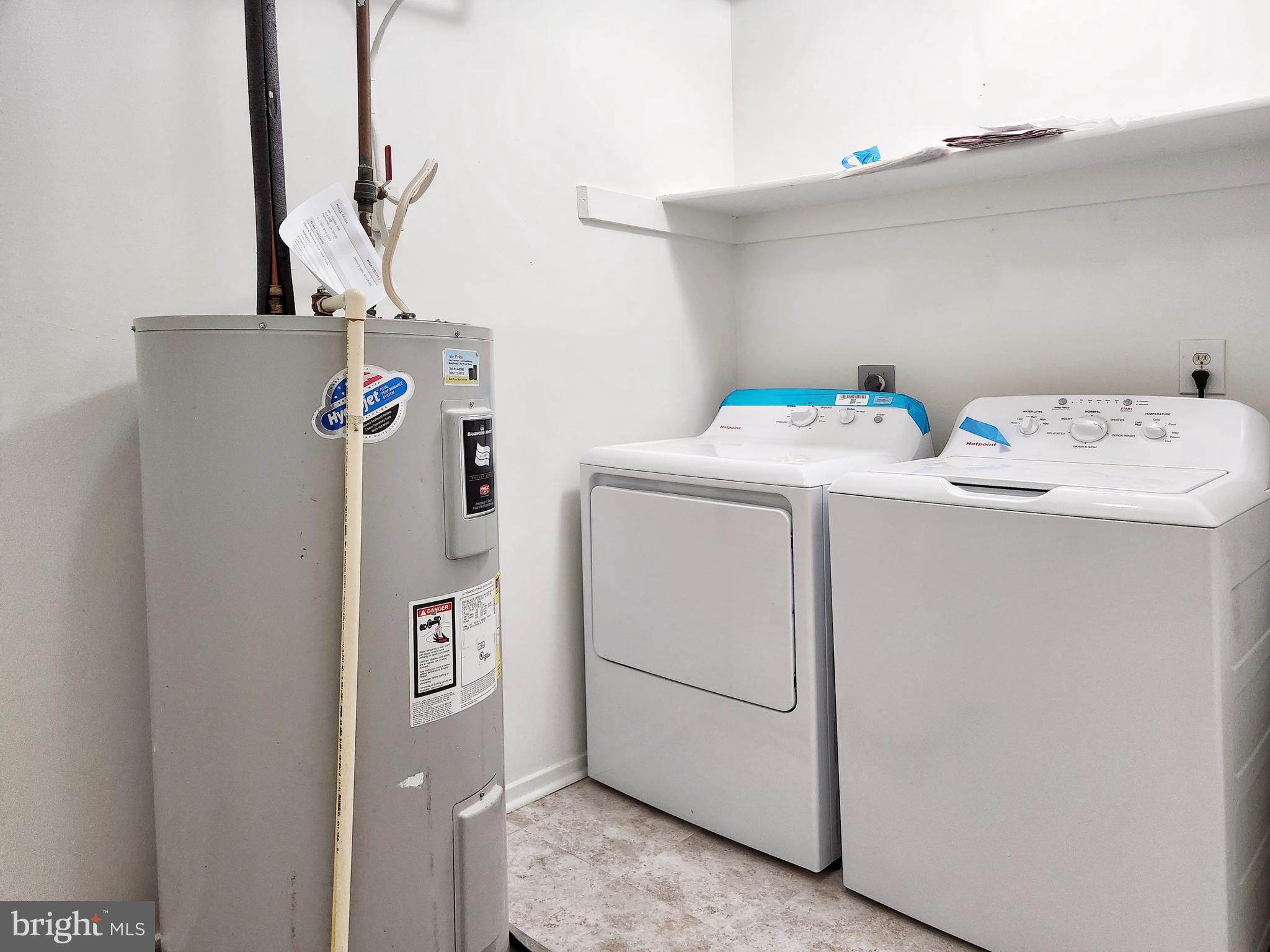 JEFFERSON MEWS - Residential