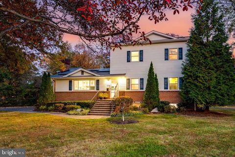 Photo of 2617 N Stevens Street, ALEXANDRIA, VA 22311 (MLS # VAAX2060132)