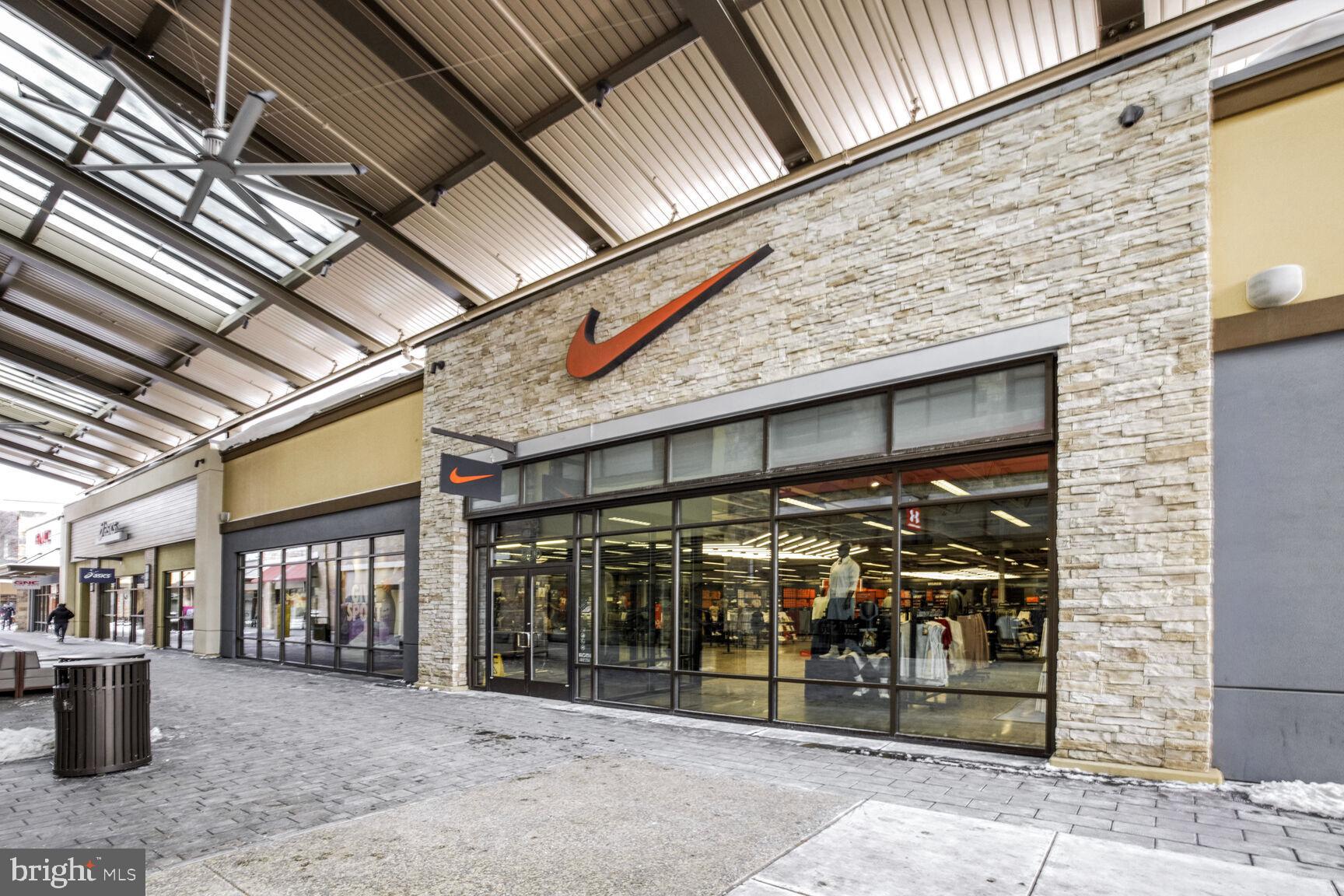 HIGHLANDS AT CLARKSBURG - Residential