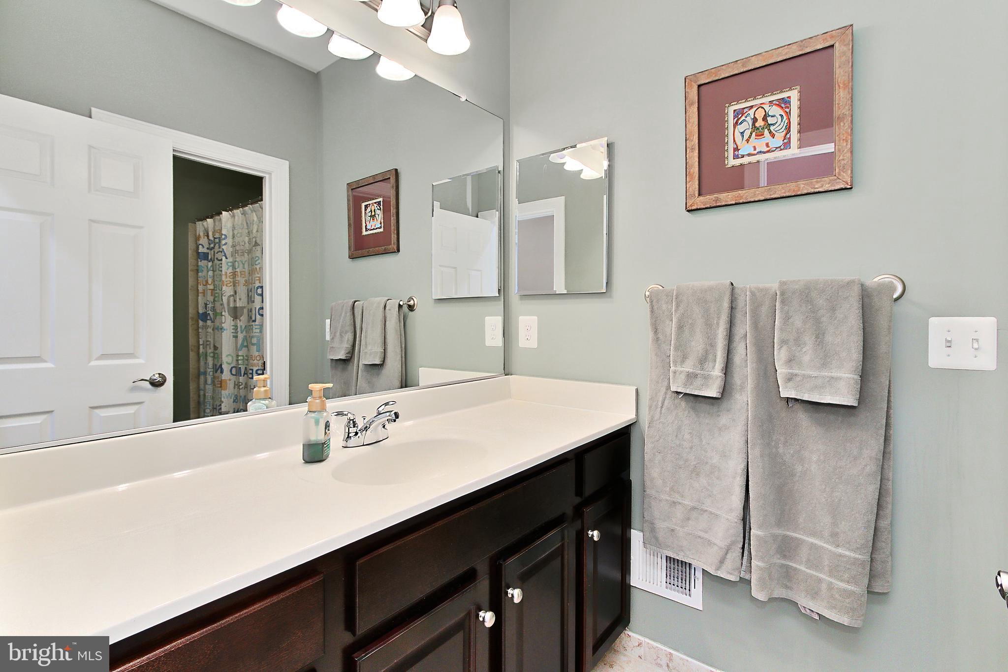 BELMONT GLEN VILLAGE - Residential