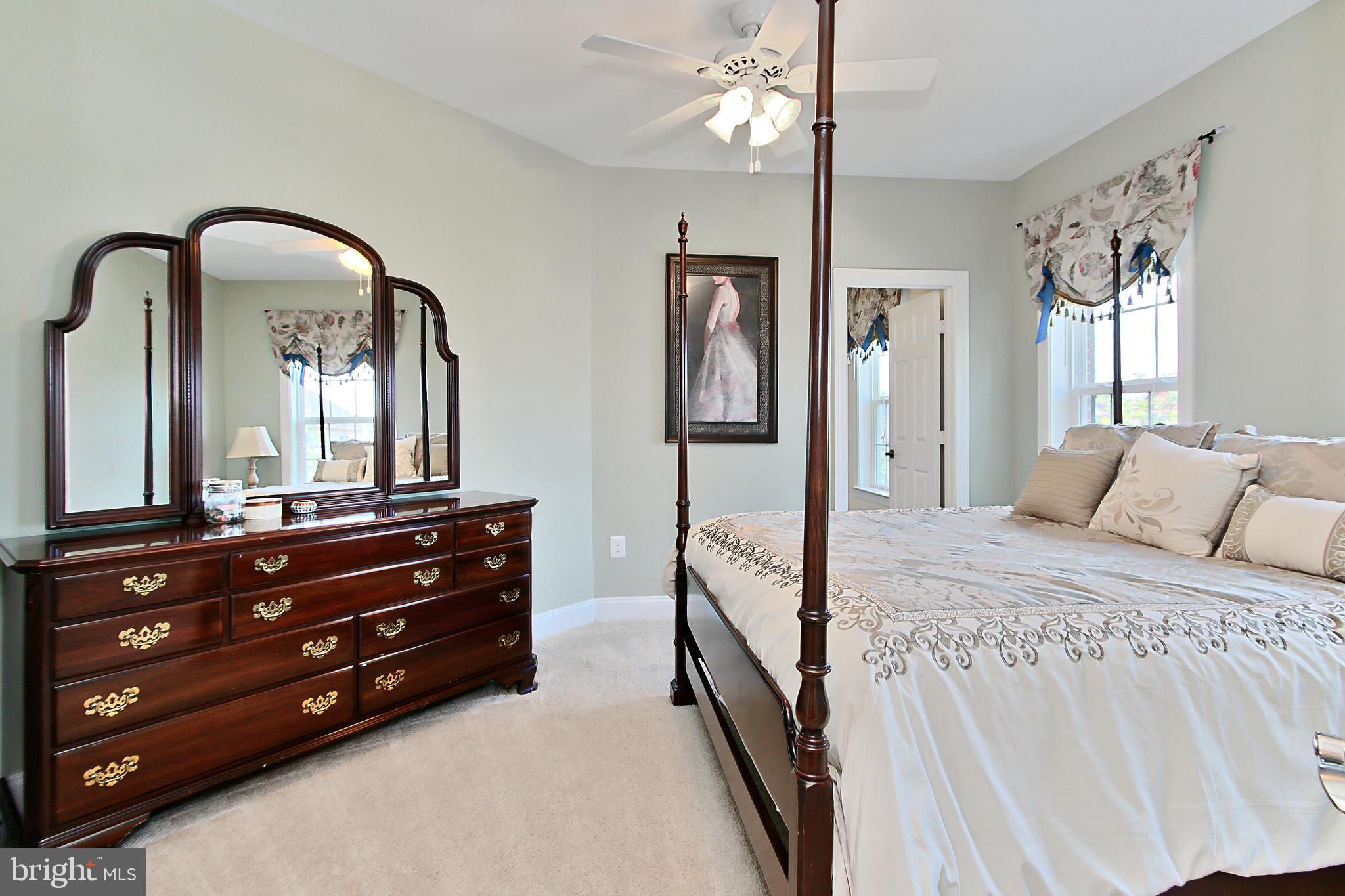 BELMONT GLEN VILLAGE - Residential