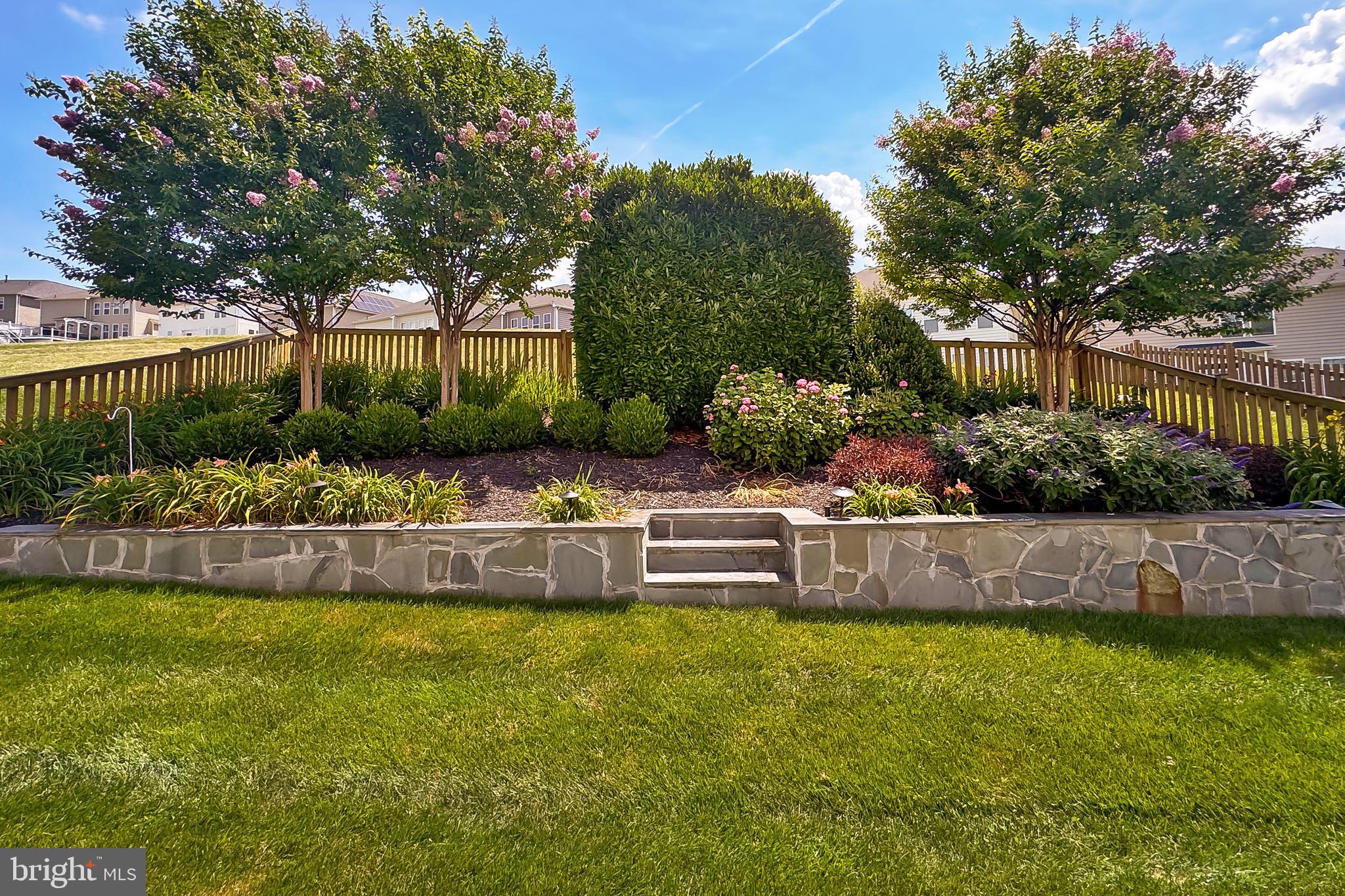 BELMONT GLEN VILLAGE - Residential