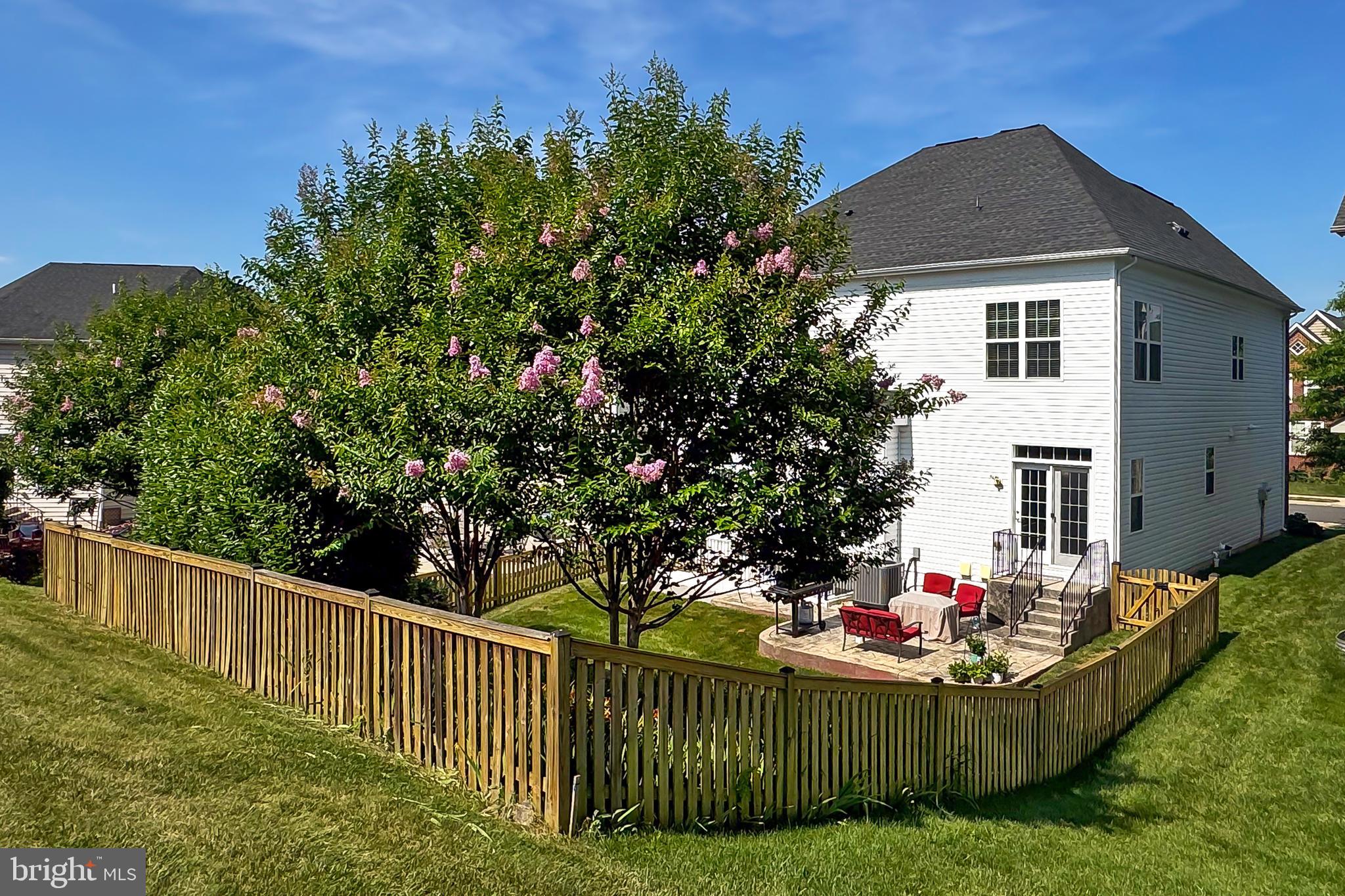 BELMONT GLEN VILLAGE - Residential