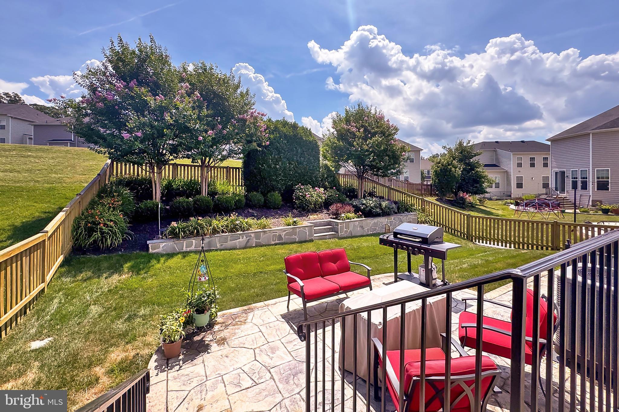 BELMONT GLEN VILLAGE - Residential