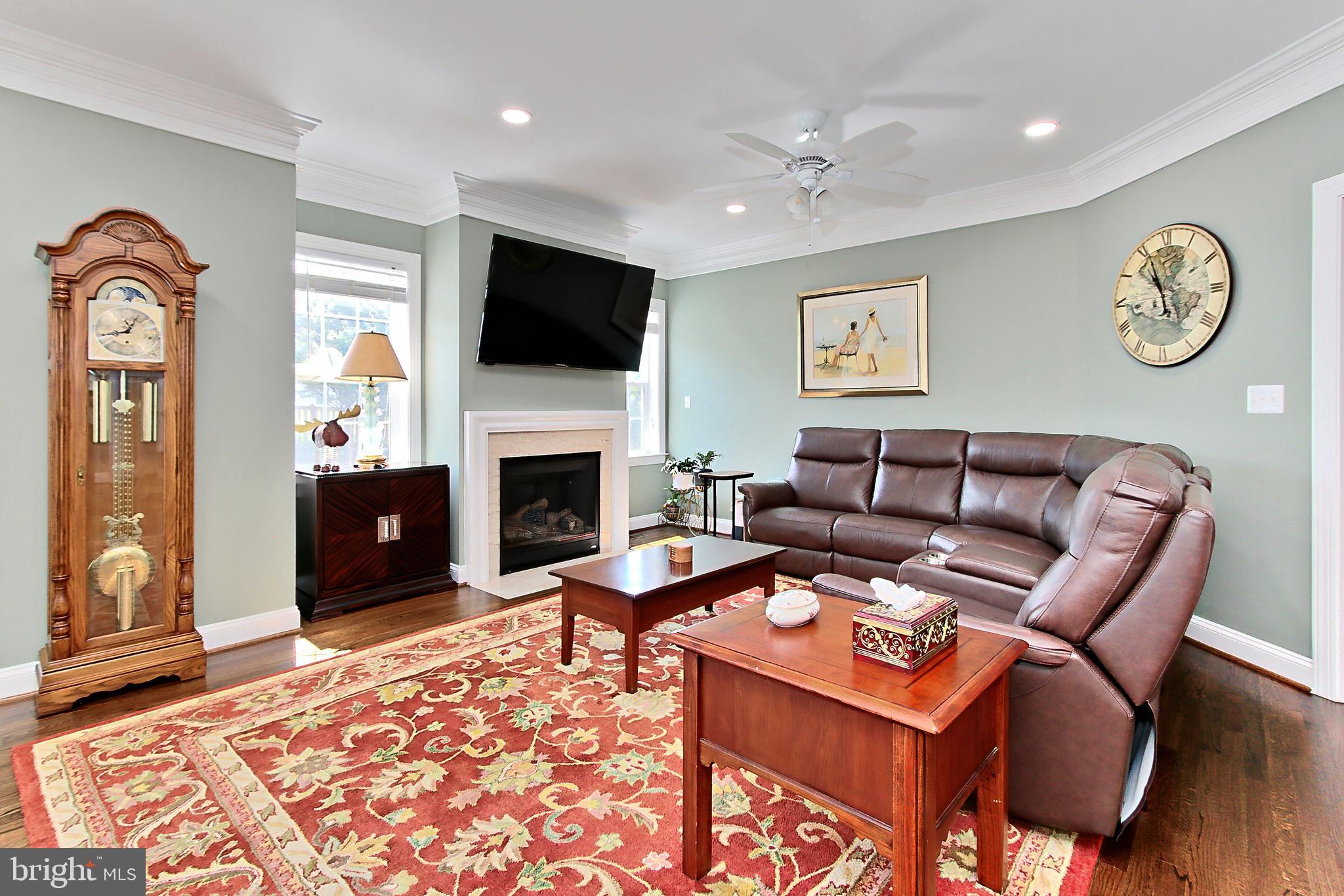 BELMONT GLEN VILLAGE - Residential