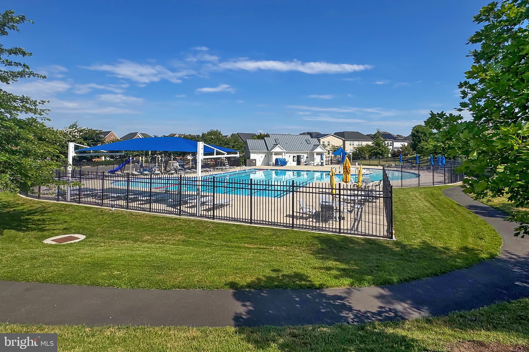 BELMONT GLEN VILLAGE - Residential