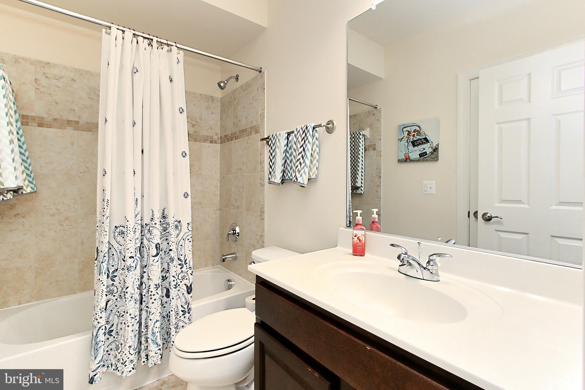 BELMONT GLEN VILLAGE - Residential