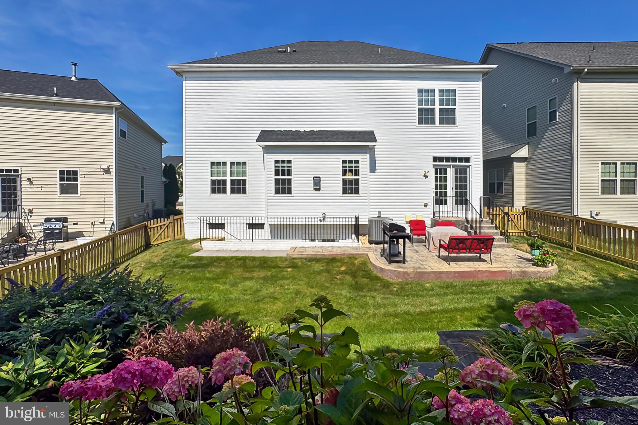 BELMONT GLEN VILLAGE - Residential