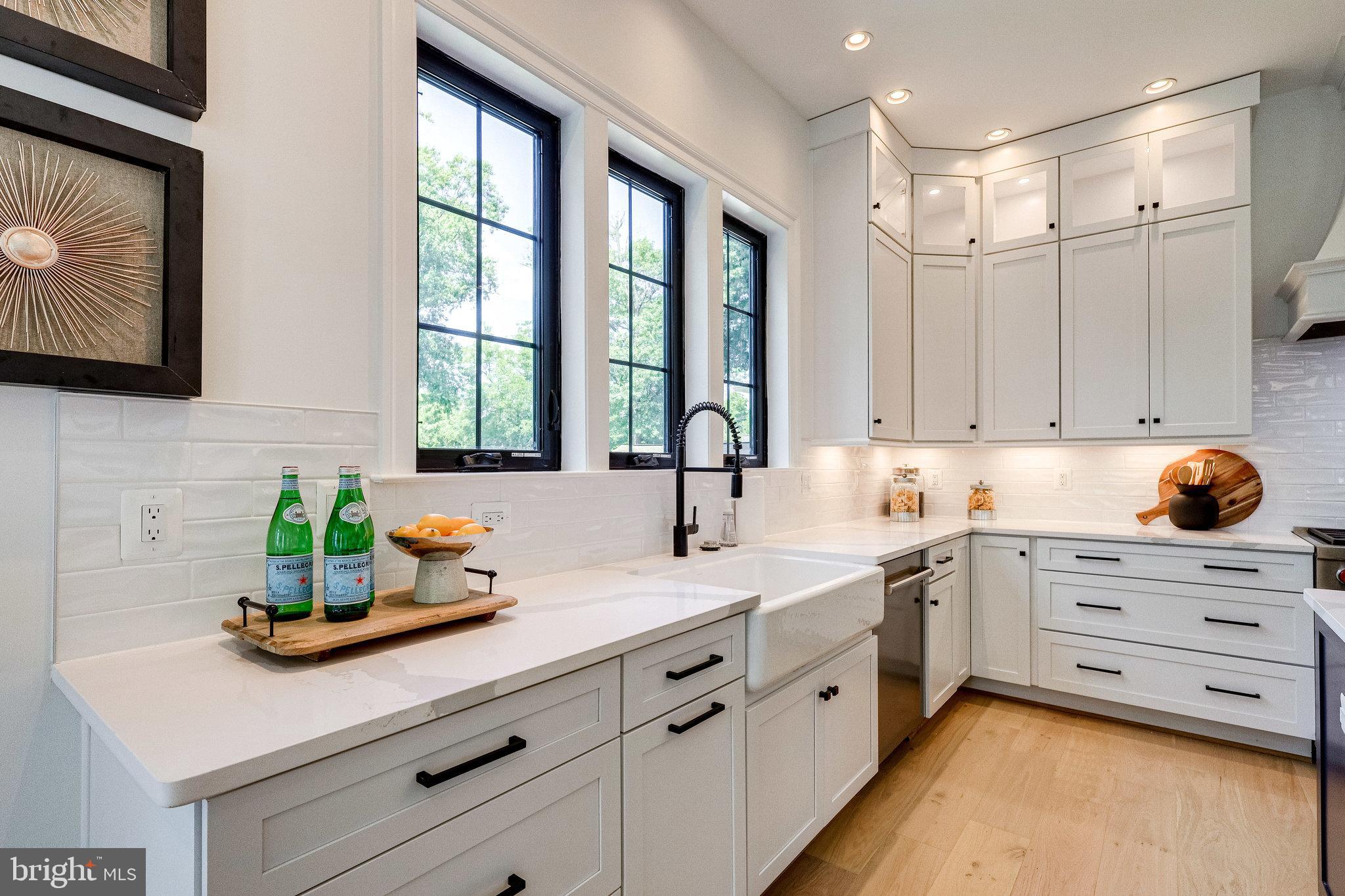 DOUGLAS ESTATES - Residential