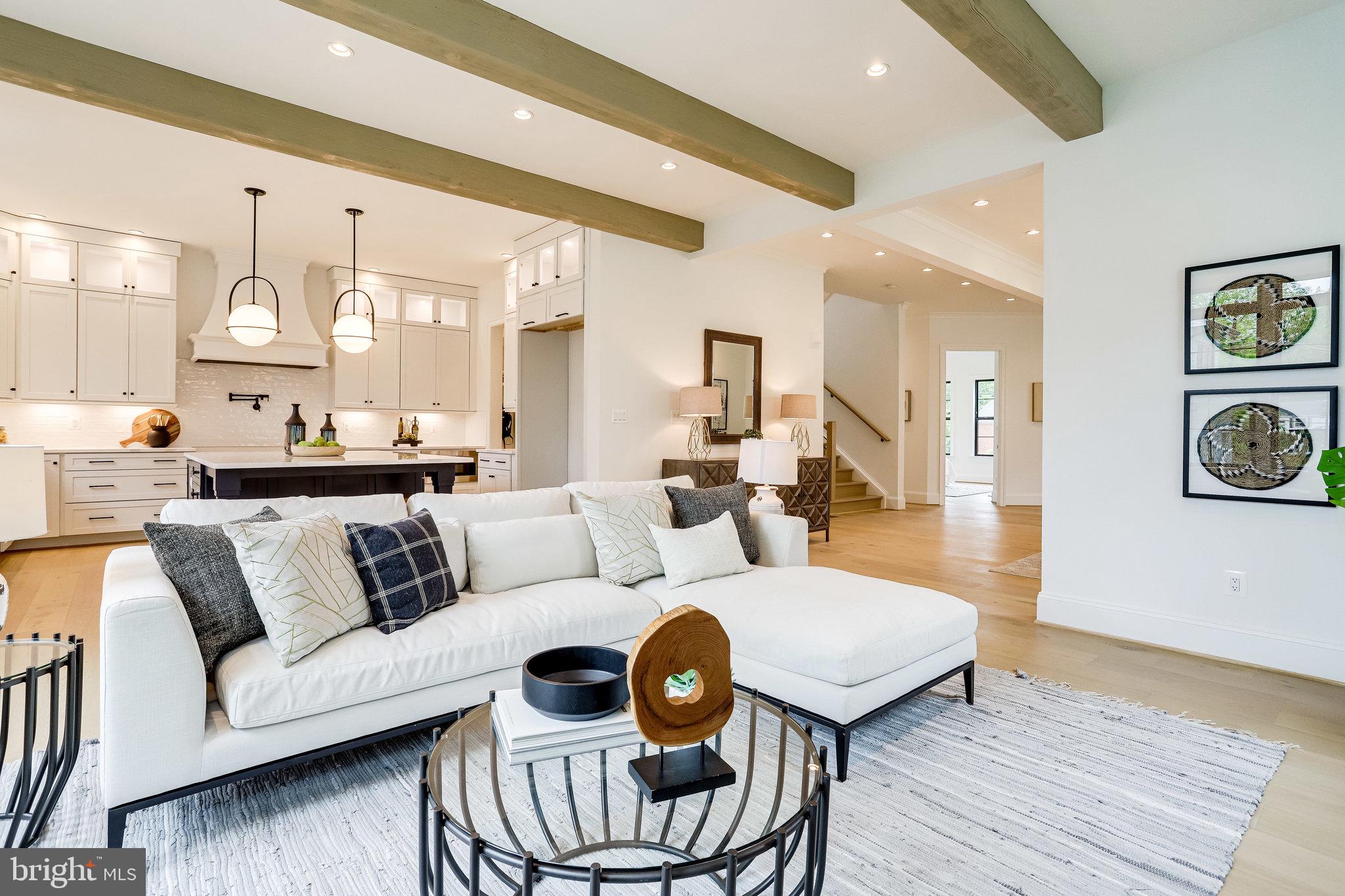 DOUGLAS ESTATES - Residential