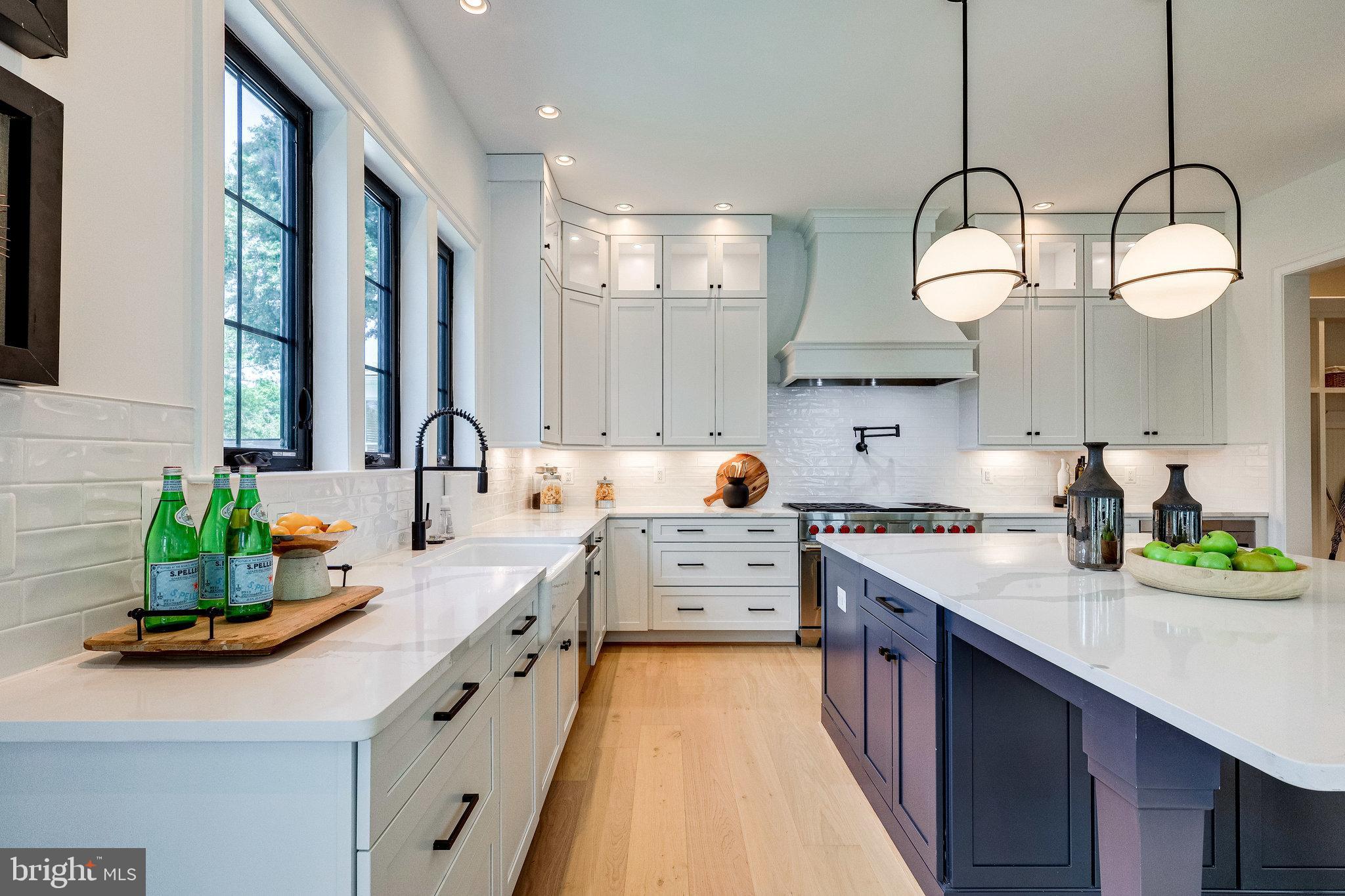 DOUGLAS ESTATES - Residential