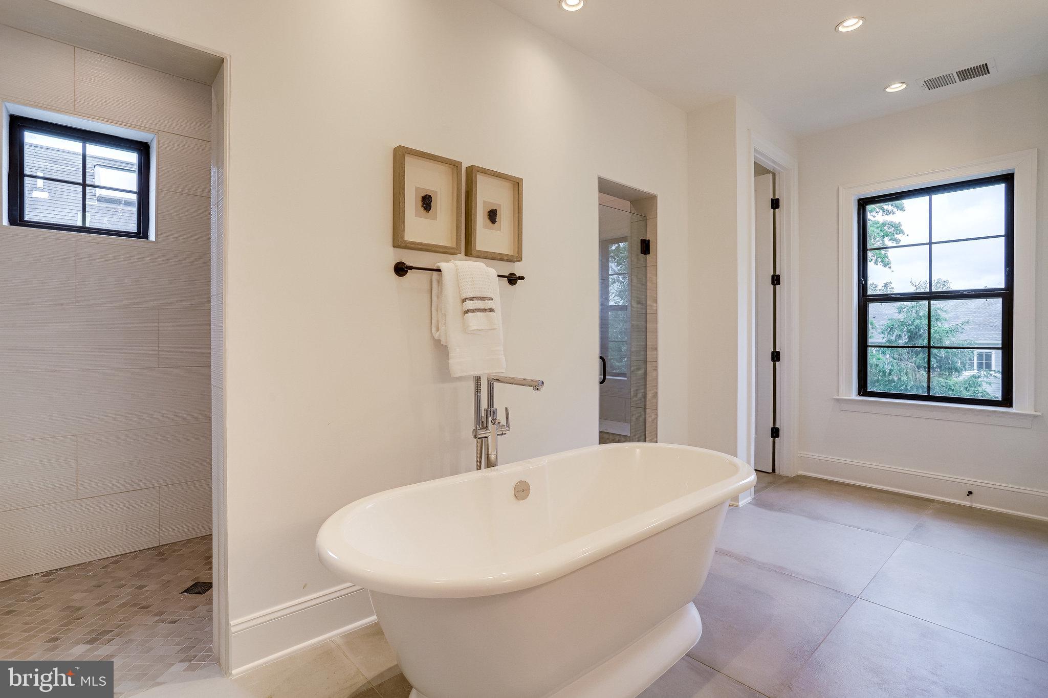 DOUGLAS ESTATES - Residential