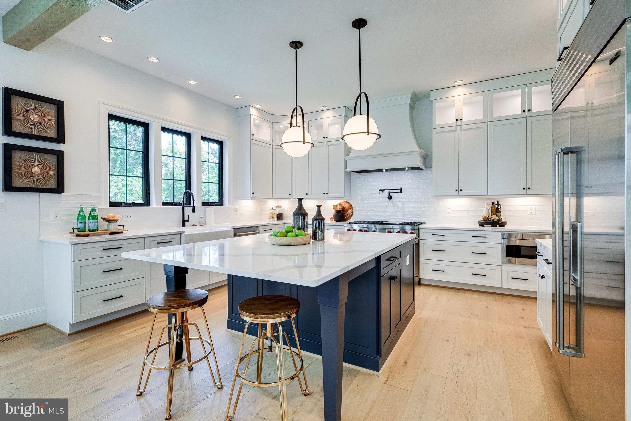 DOUGLAS ESTATES - Residential