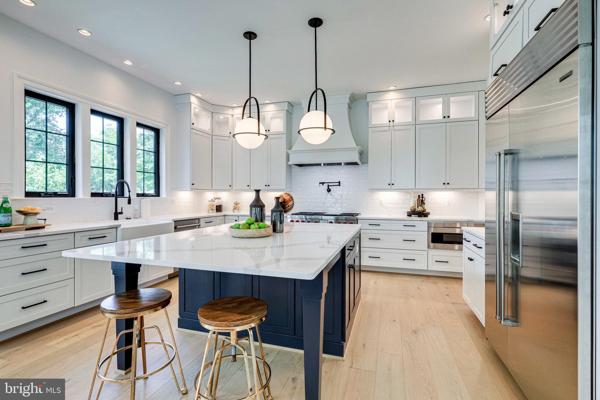 DOUGLAS ESTATES - Residential