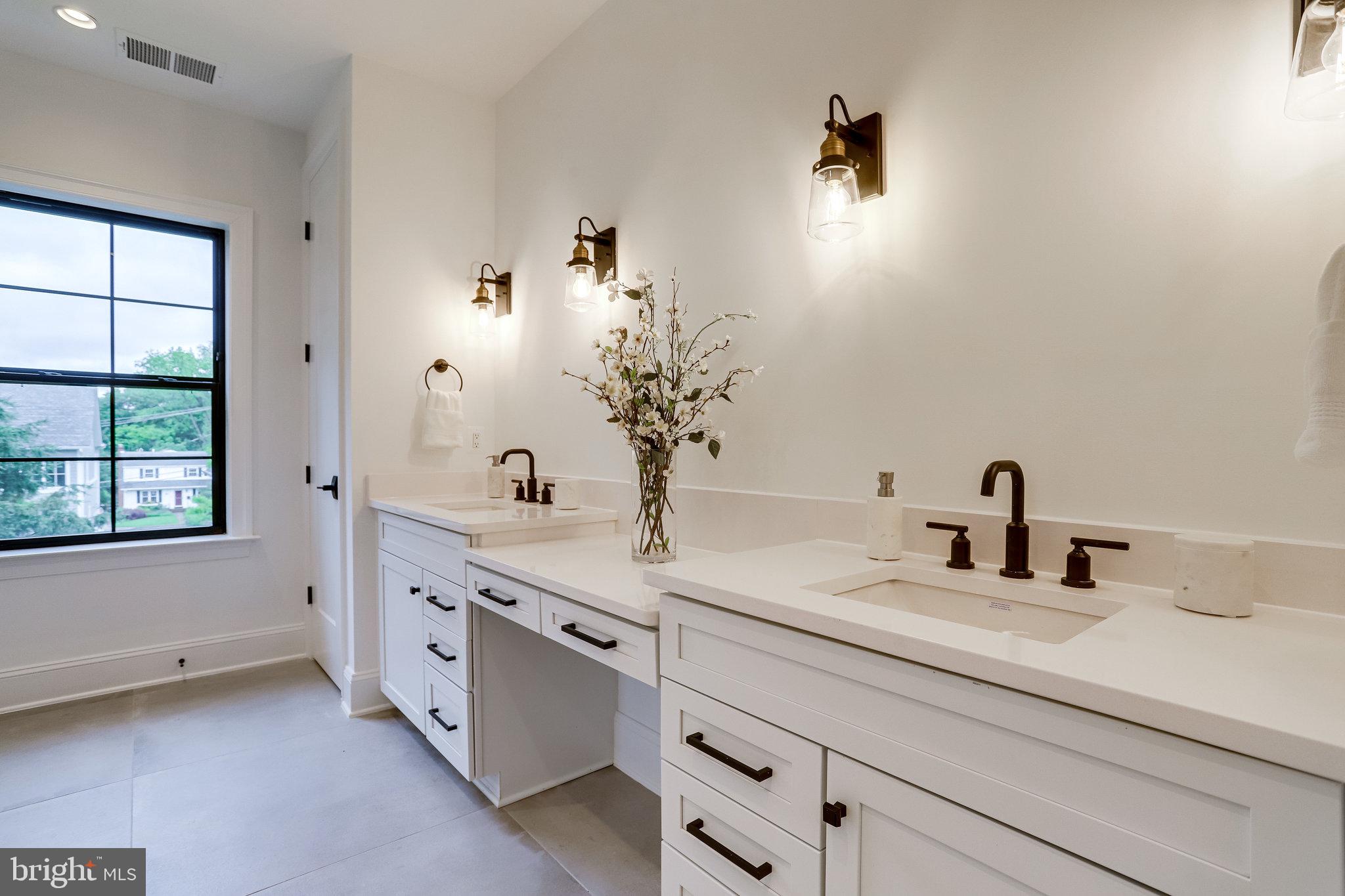 DOUGLAS ESTATES - Residential