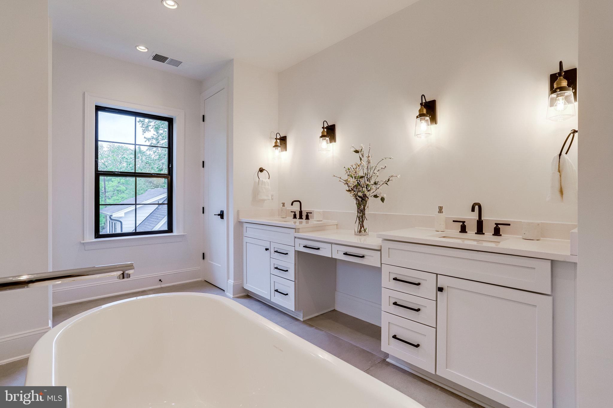 DOUGLAS ESTATES - Residential