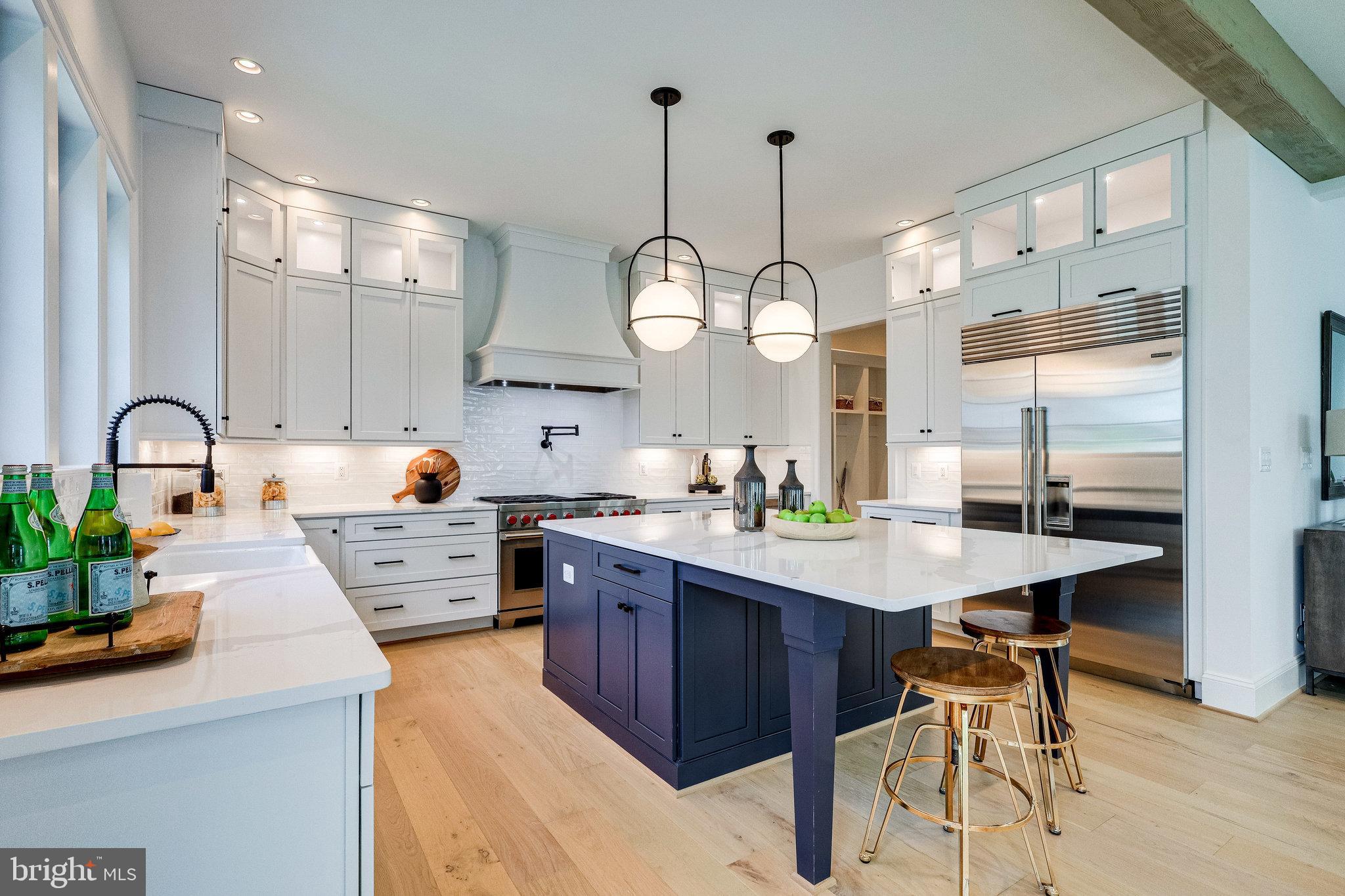 DOUGLAS ESTATES - Residential