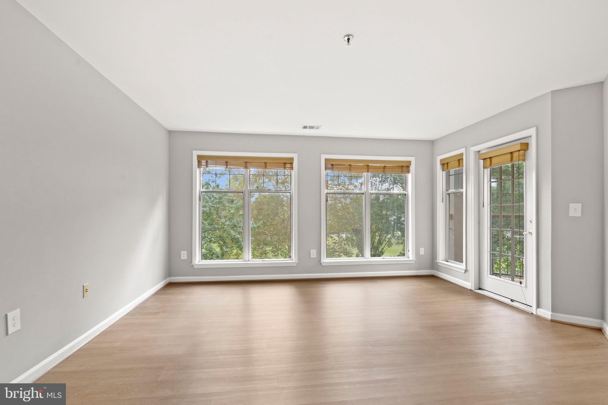 SAVOY PARK CONDOMINIUMS - Residential