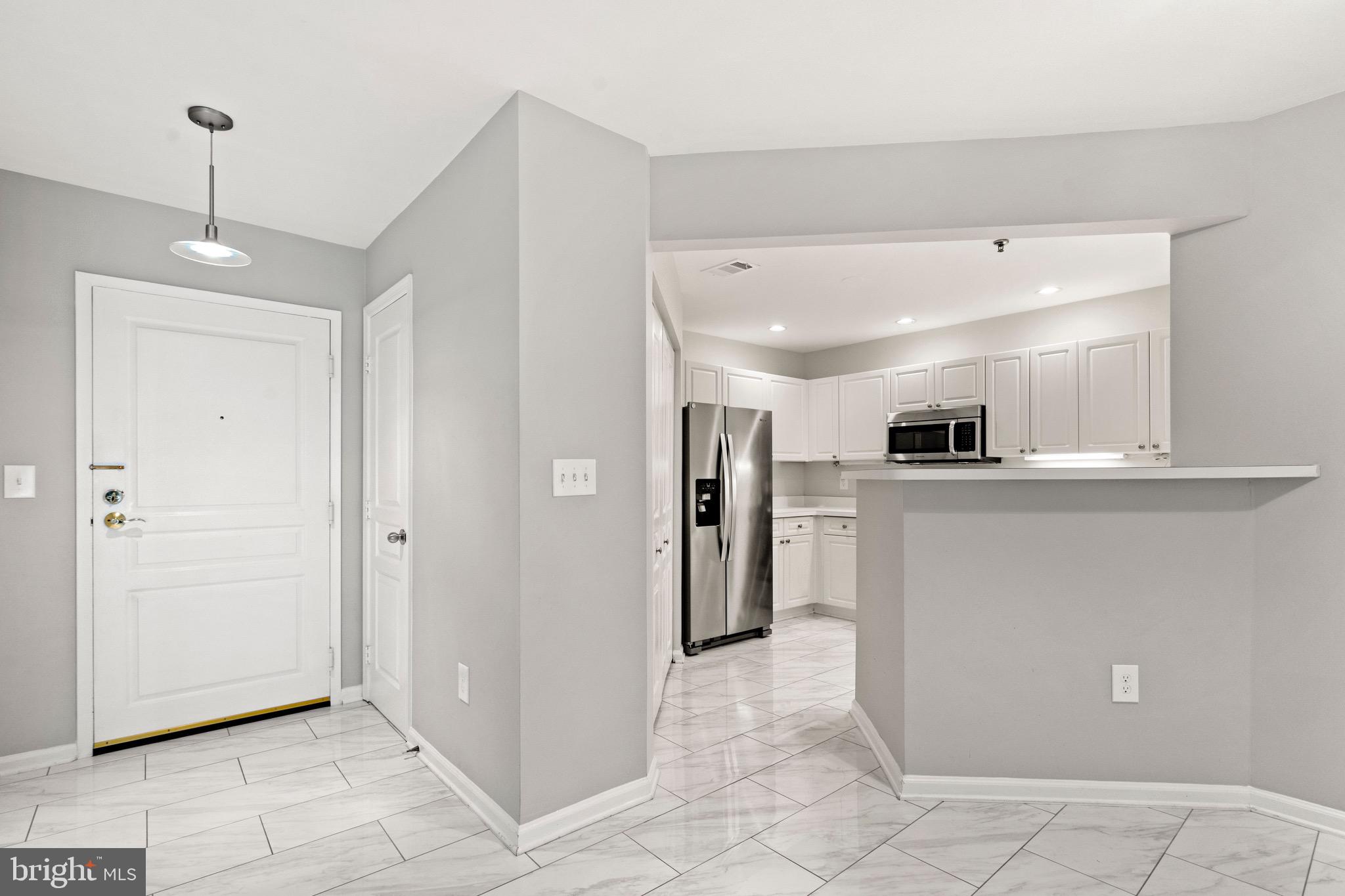 SAVOY PARK CONDOMINIUMS - Residential