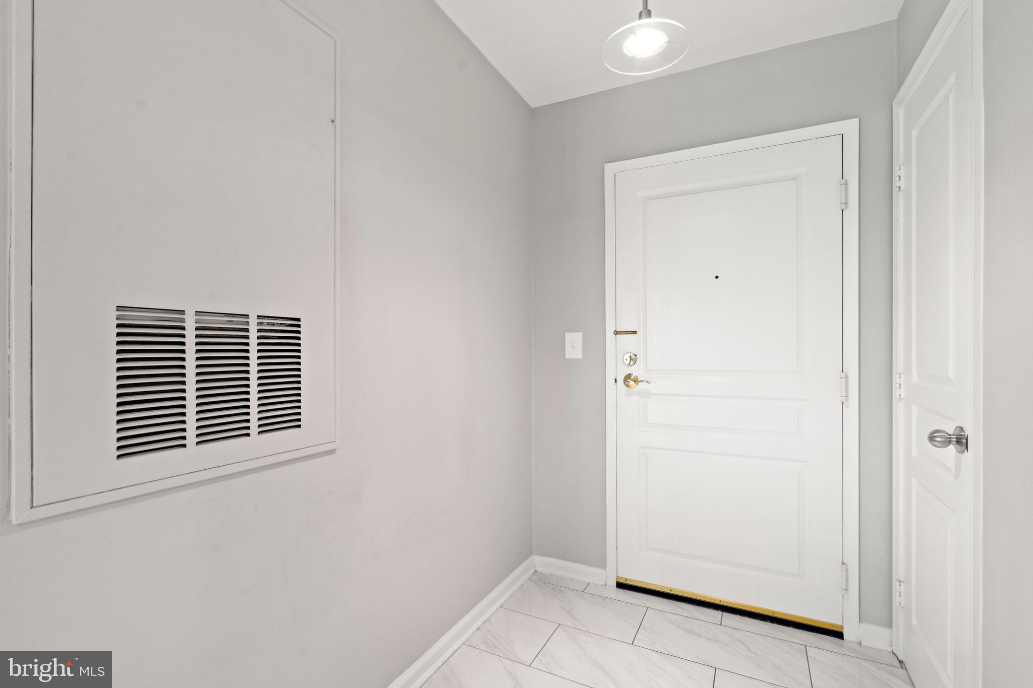 SAVOY PARK CONDOMINIUMS - Residential